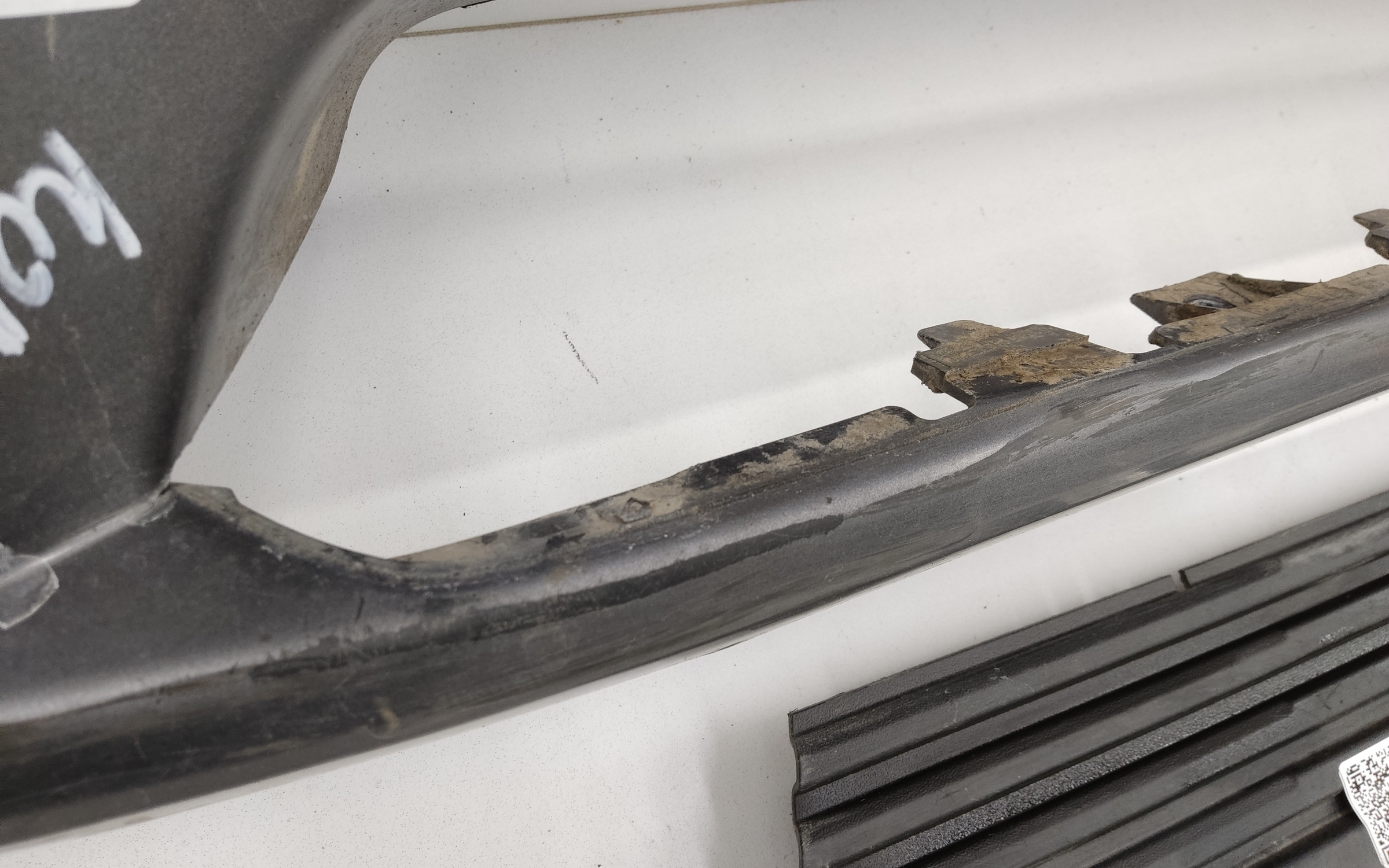 Накладка порога правого Lexus LX 3 Restail 2