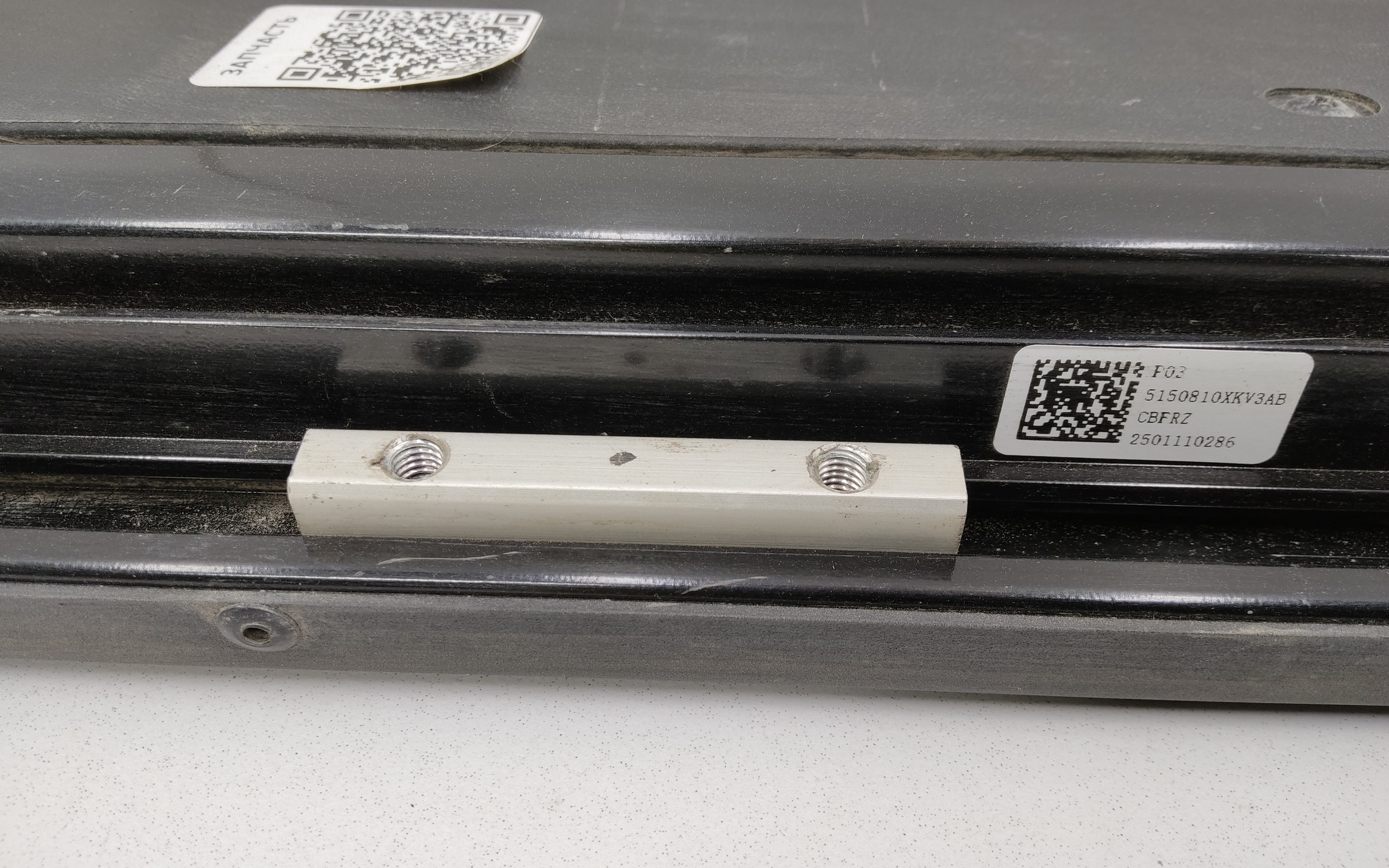 Подножка порога правого Tank 500