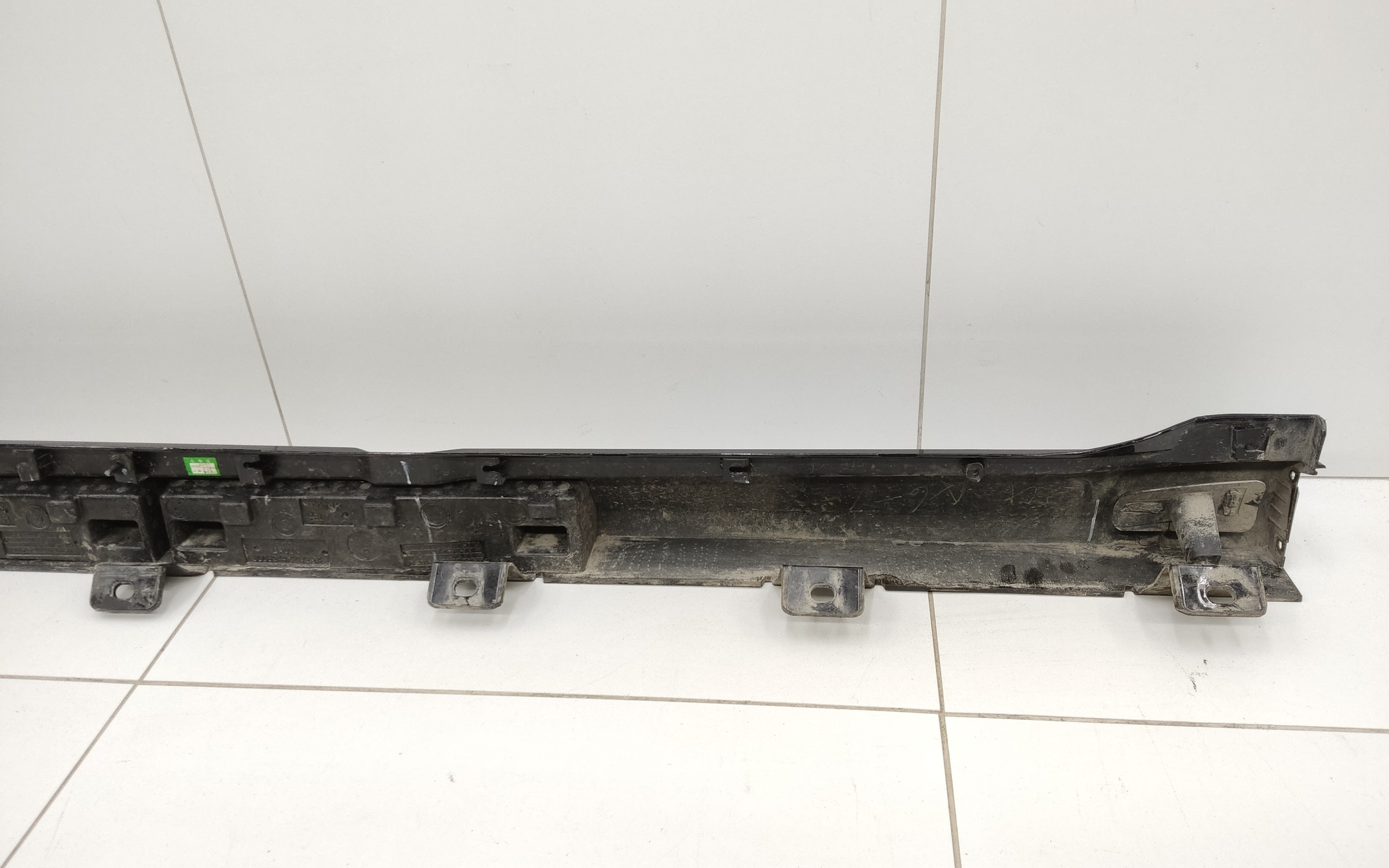 Накладка порога правого Tank 500