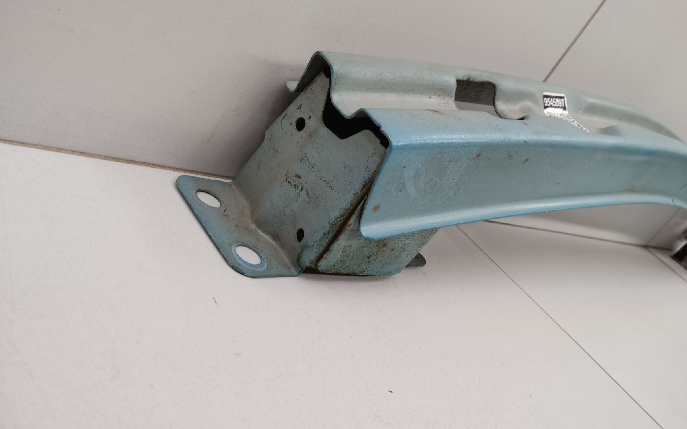 Усилитель заднего бампера Geely Coolray