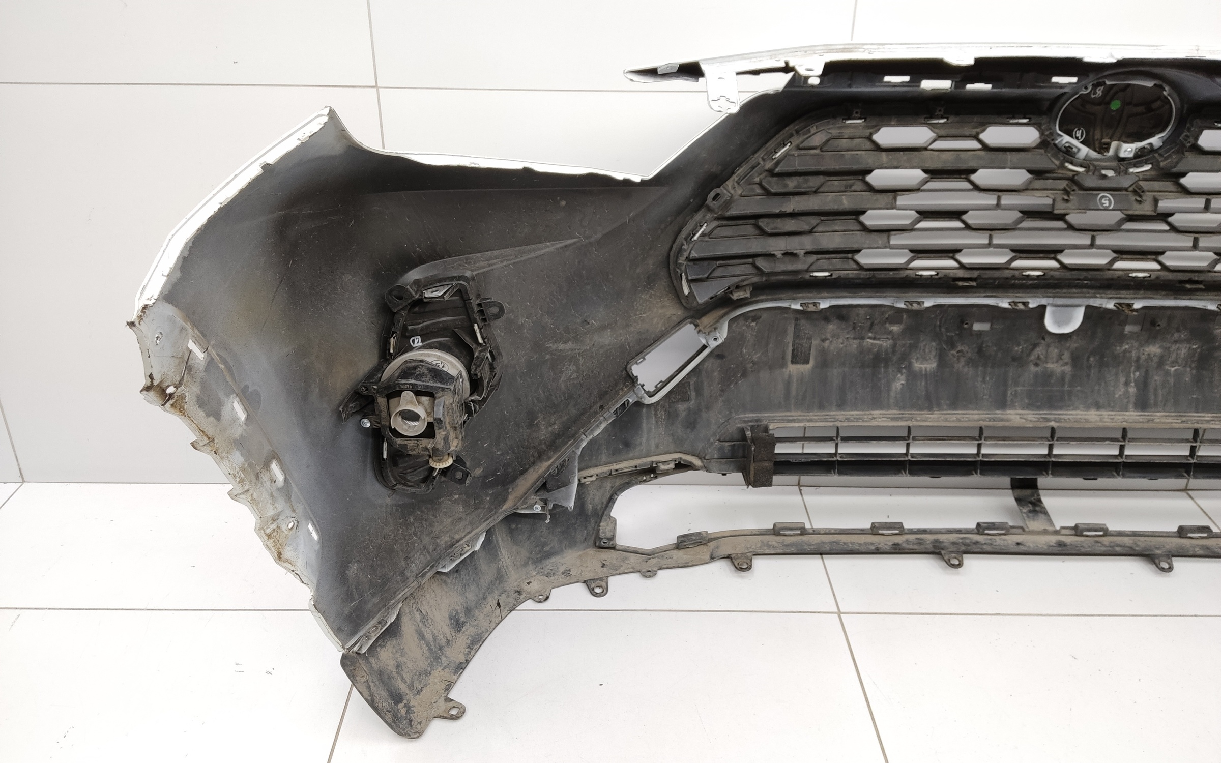 Бампер передний Toyota RAV4 XA50