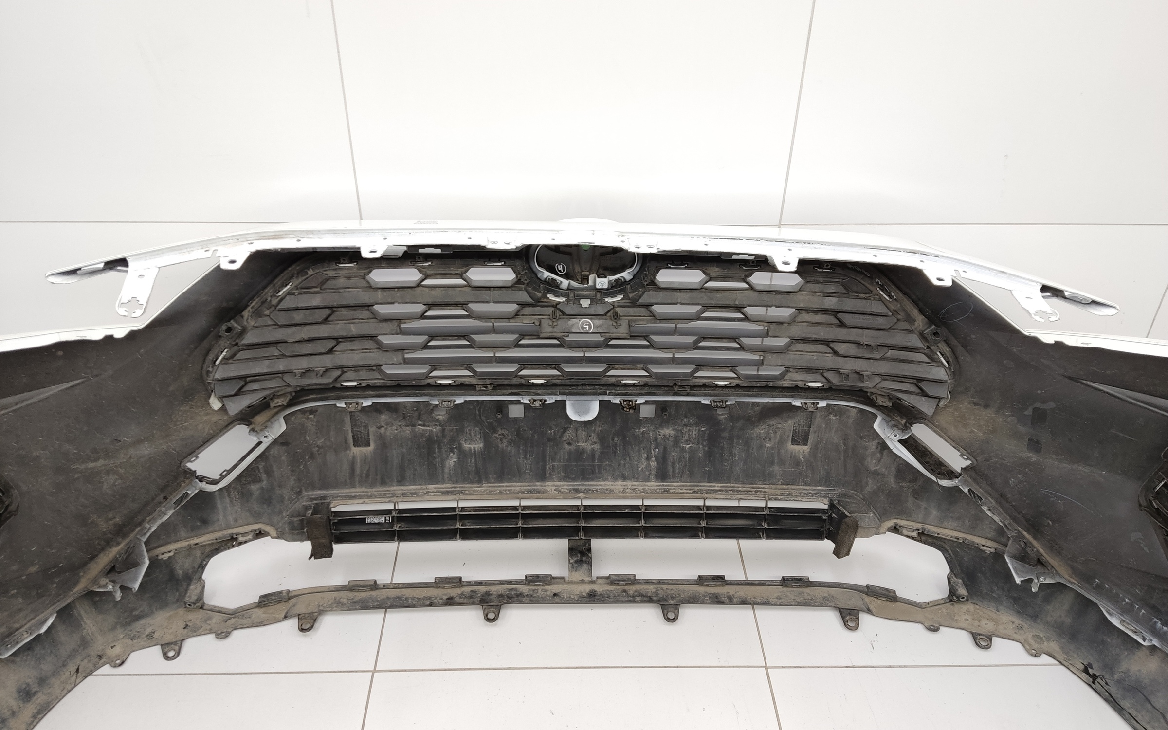 Бампер передний Toyota RAV4 XA50