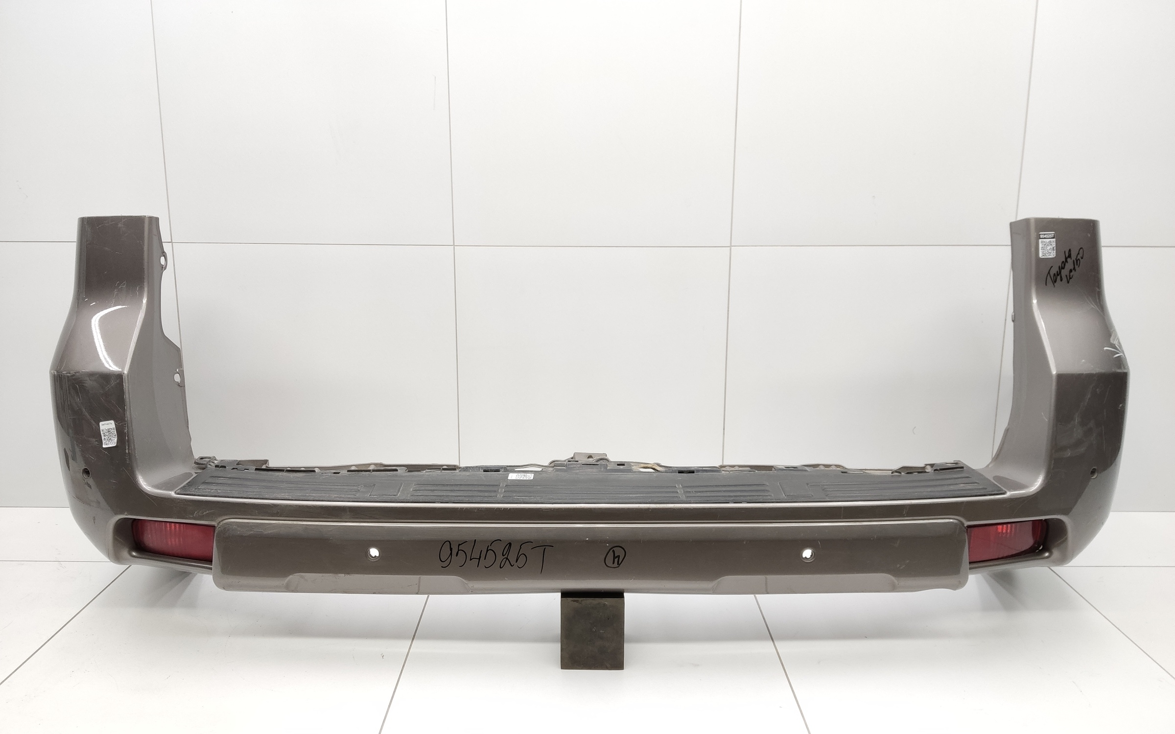 Бампер задний Toyota Land Cruiser Prado 150 Restail 2