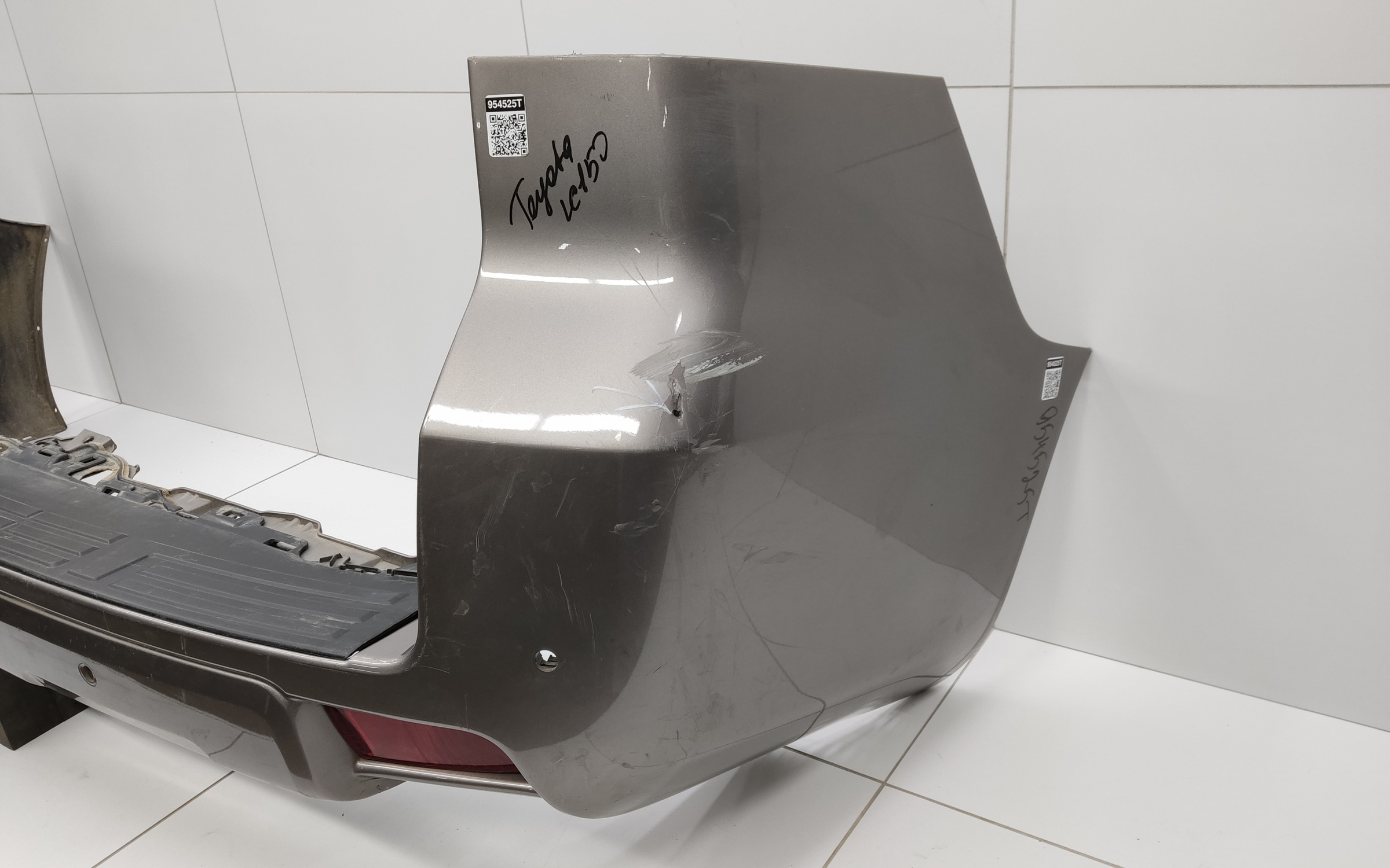 Бампер задний Toyota Land Cruiser Prado 150 Restail 2