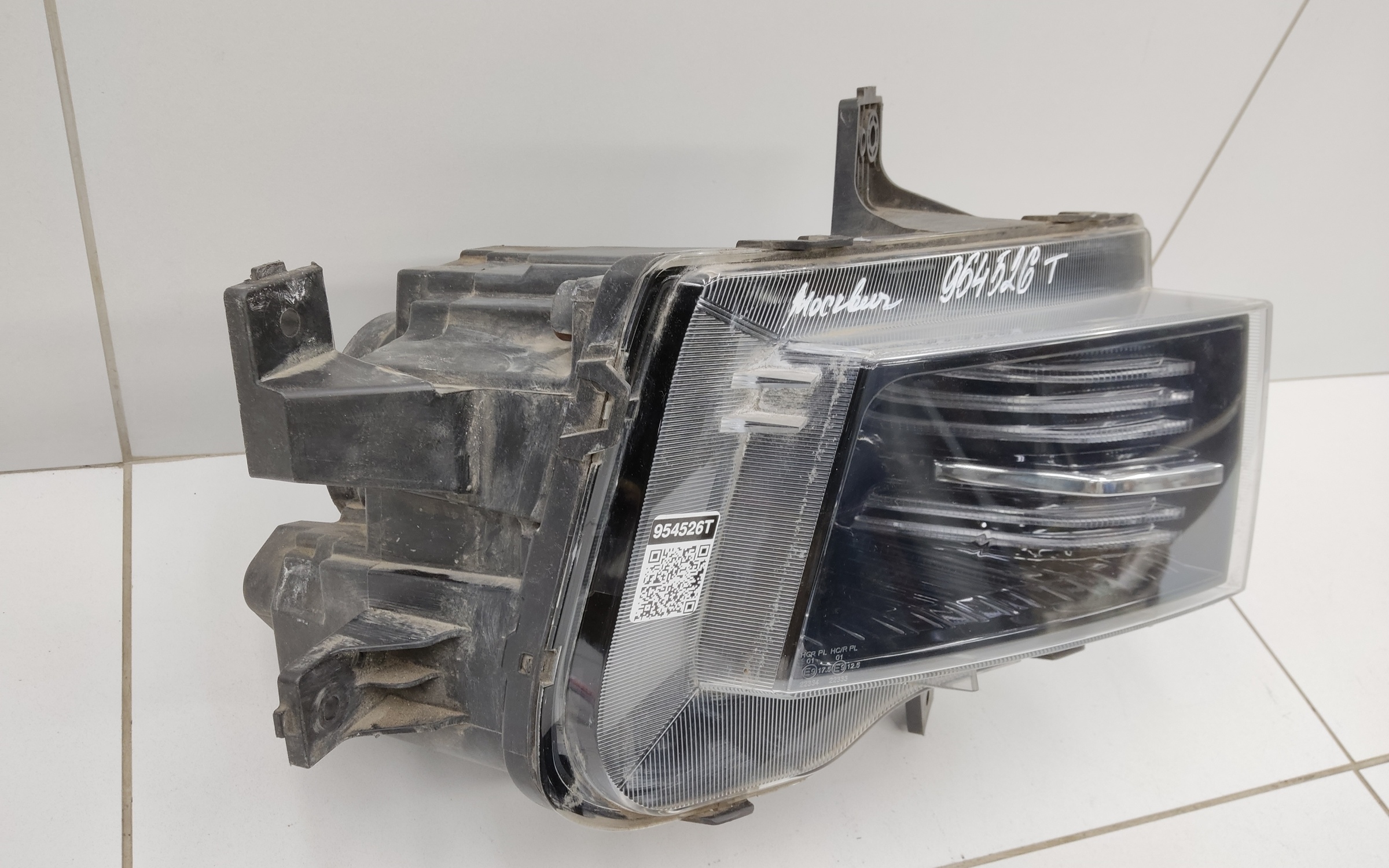 Фара передняя правая Москвич 3 галоген линза