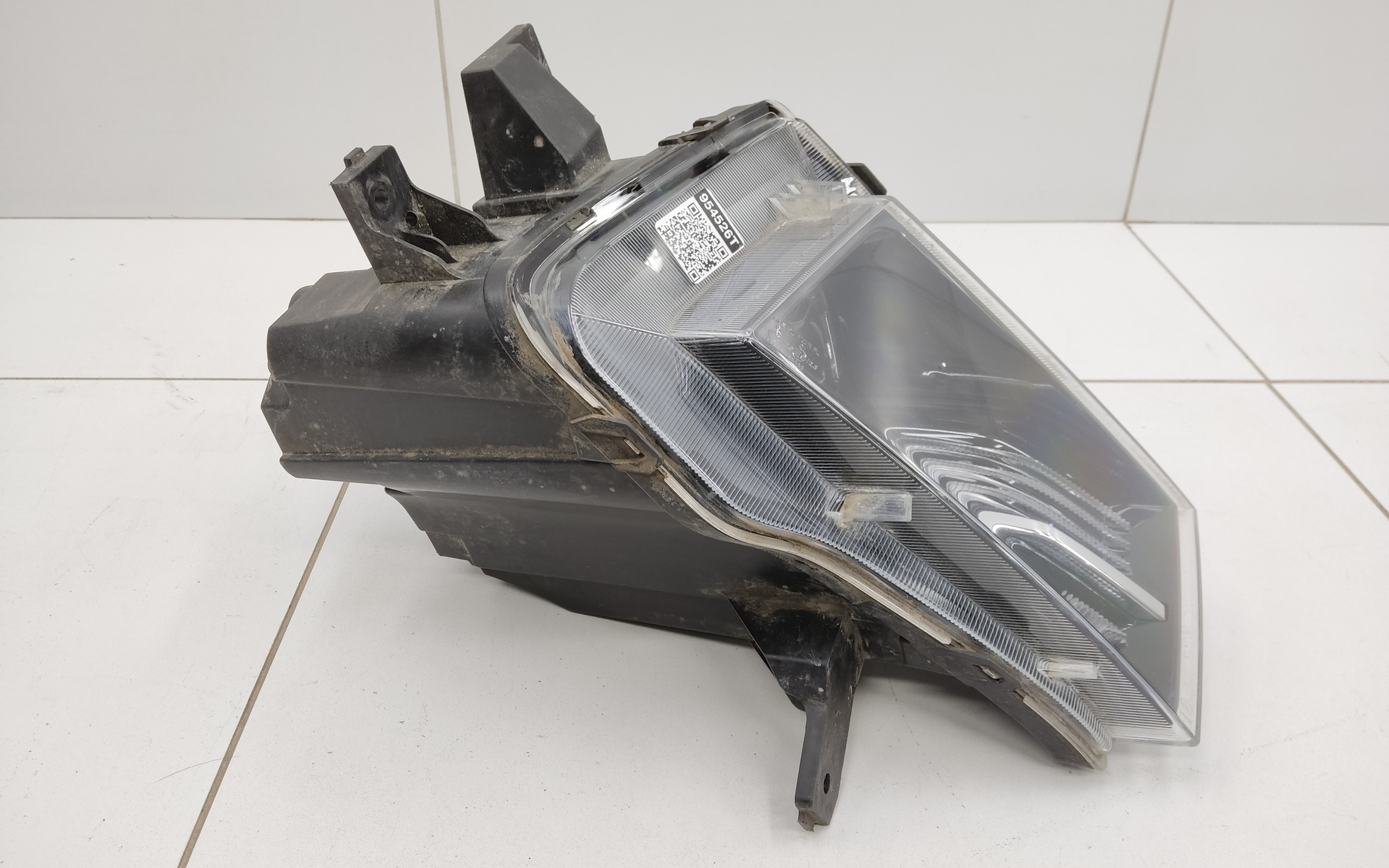 Фара передняя правая Москвич 3 галоген линза