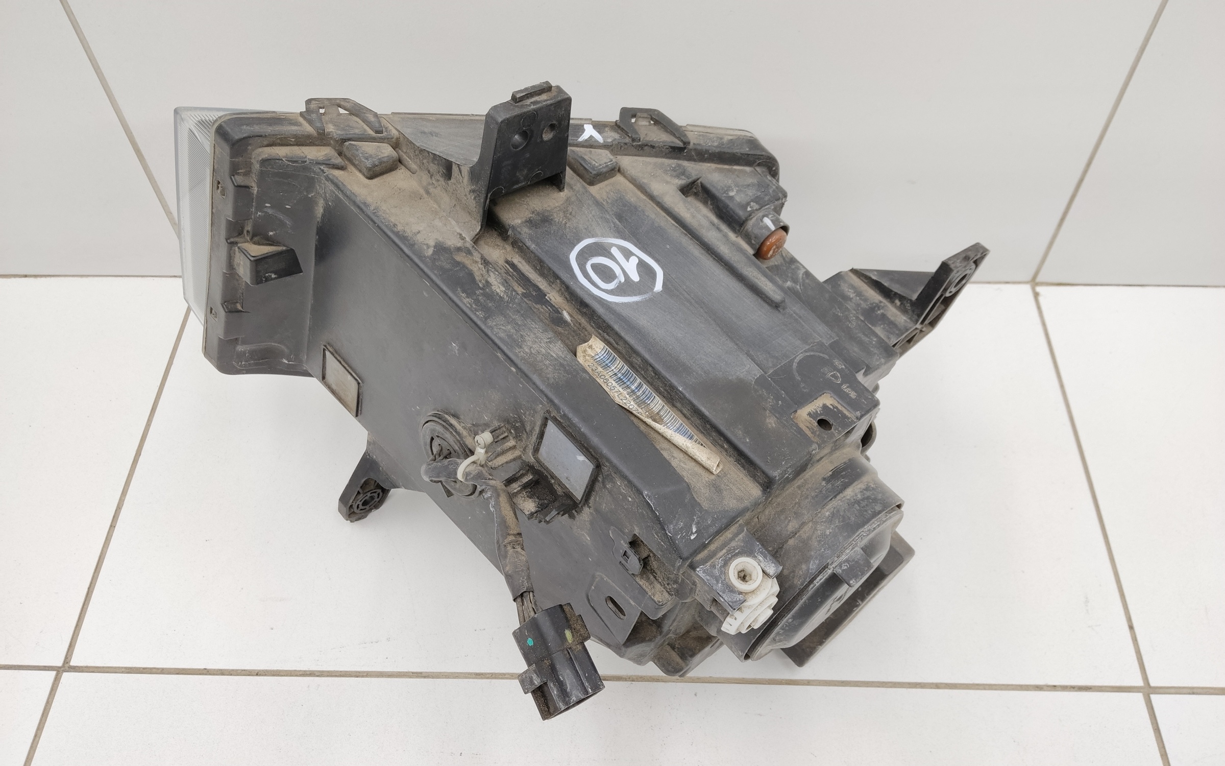 Фара передняя правая Москвич 3 галоген линза