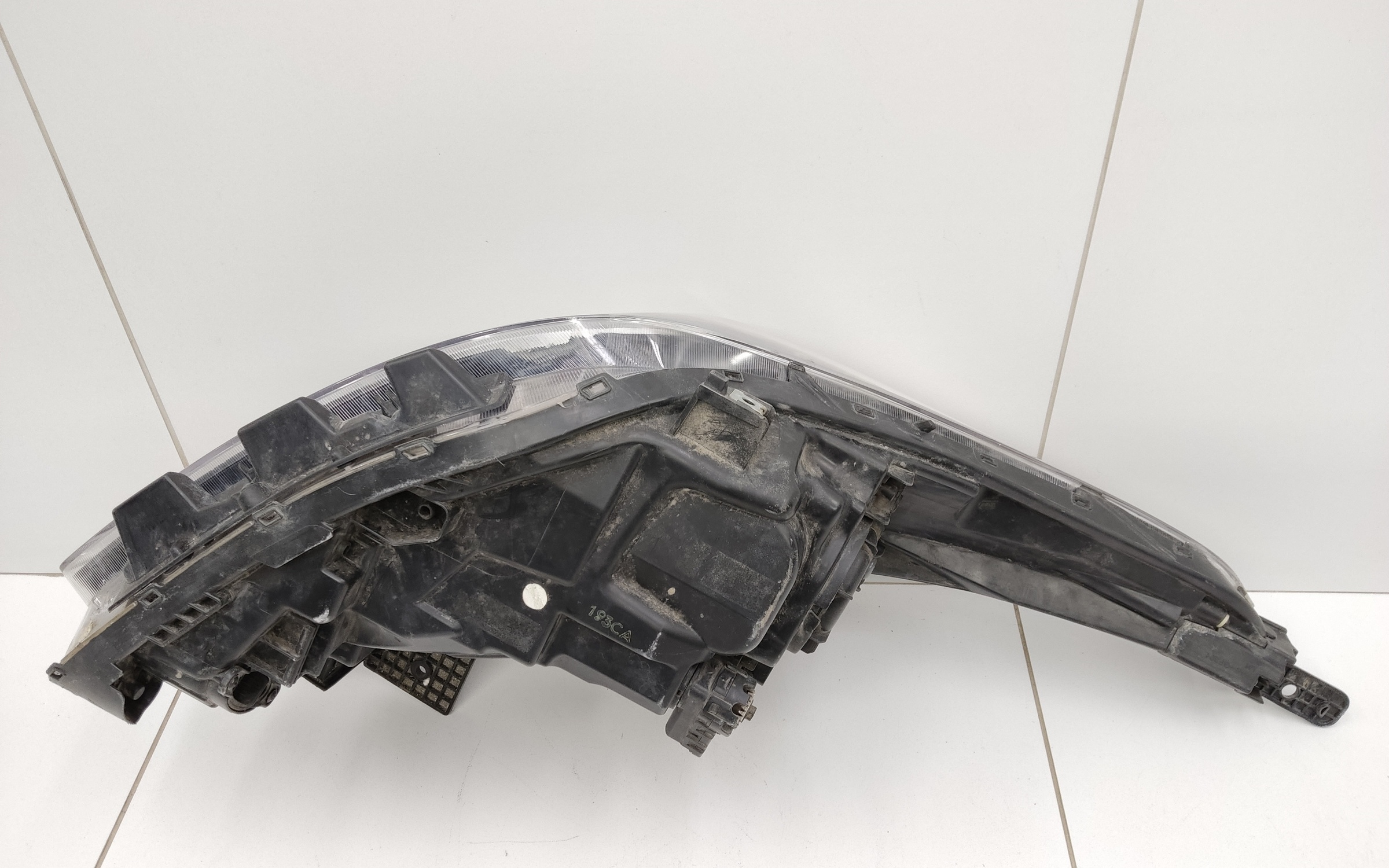 Фара передняя левая KIA Rio 4