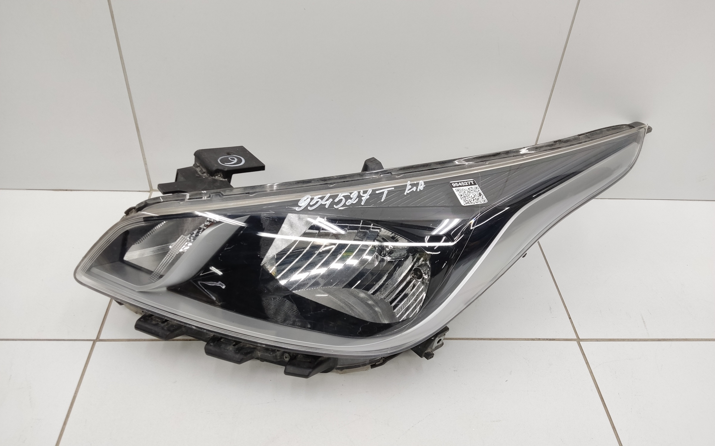 Фара передняя левая KIA Rio 4