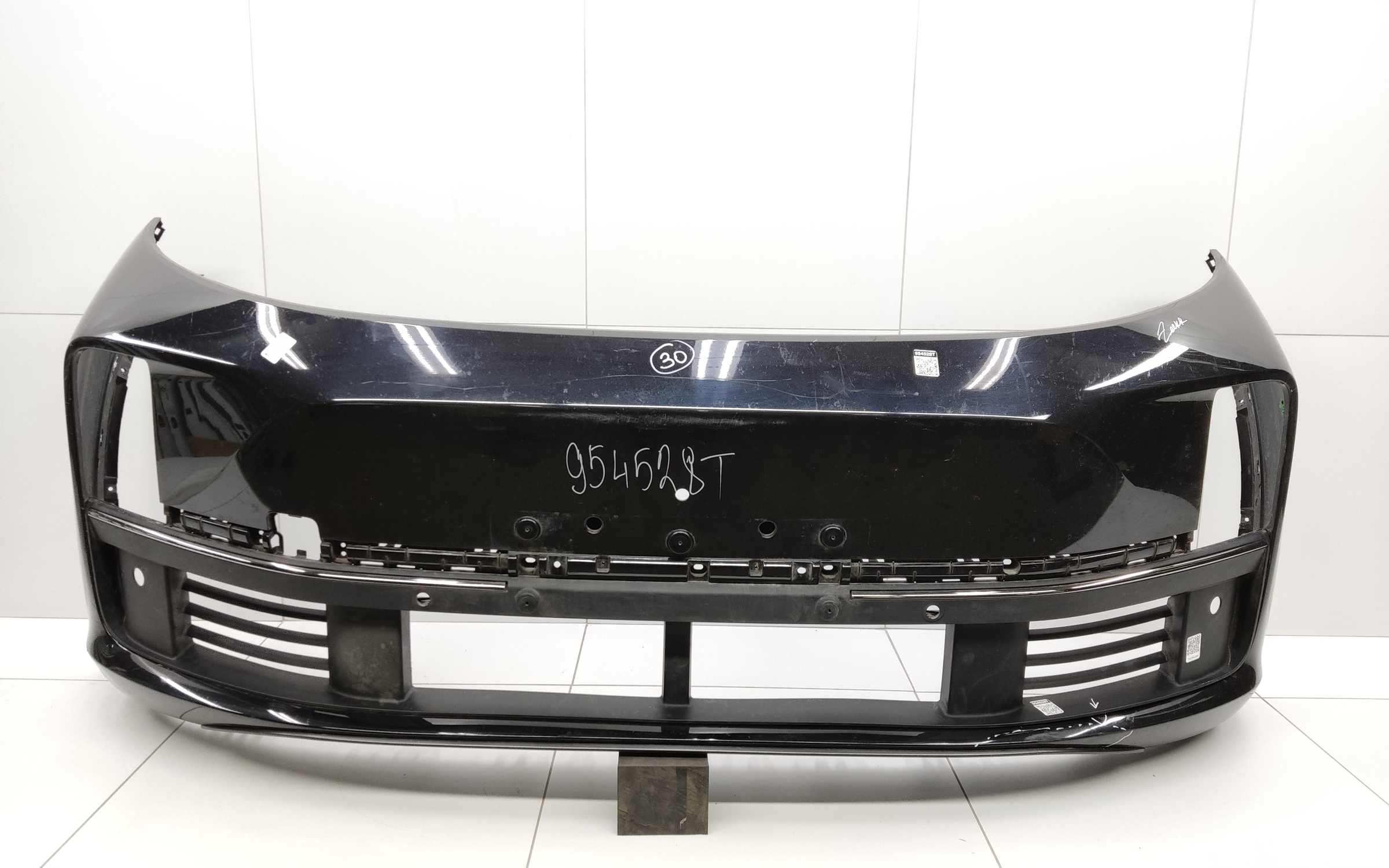 Бампер передний Lixiang L7