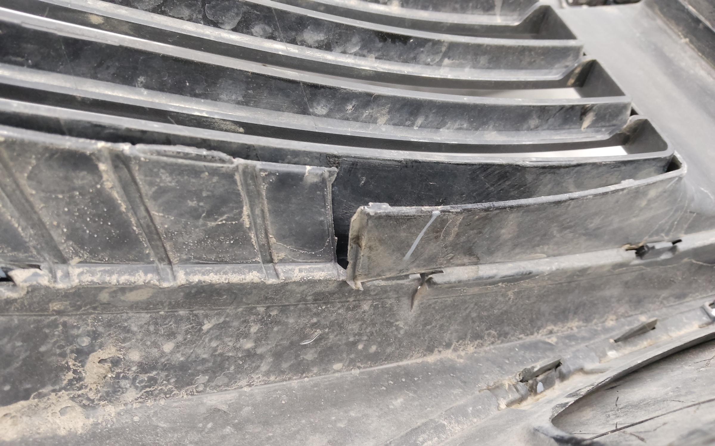 Бампер передний Lixiang L7