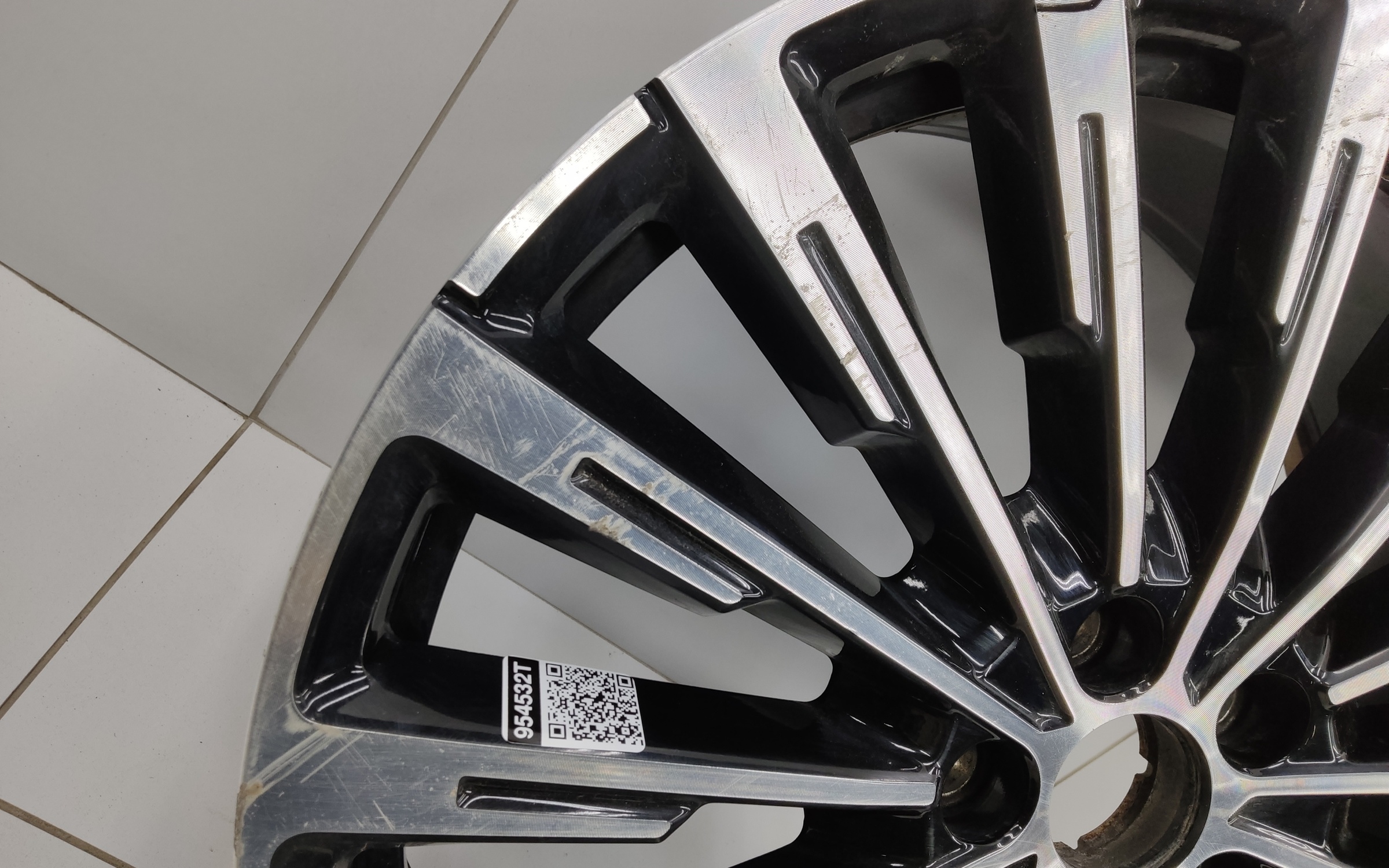 Диск колеса литой Geely Monjaro R20