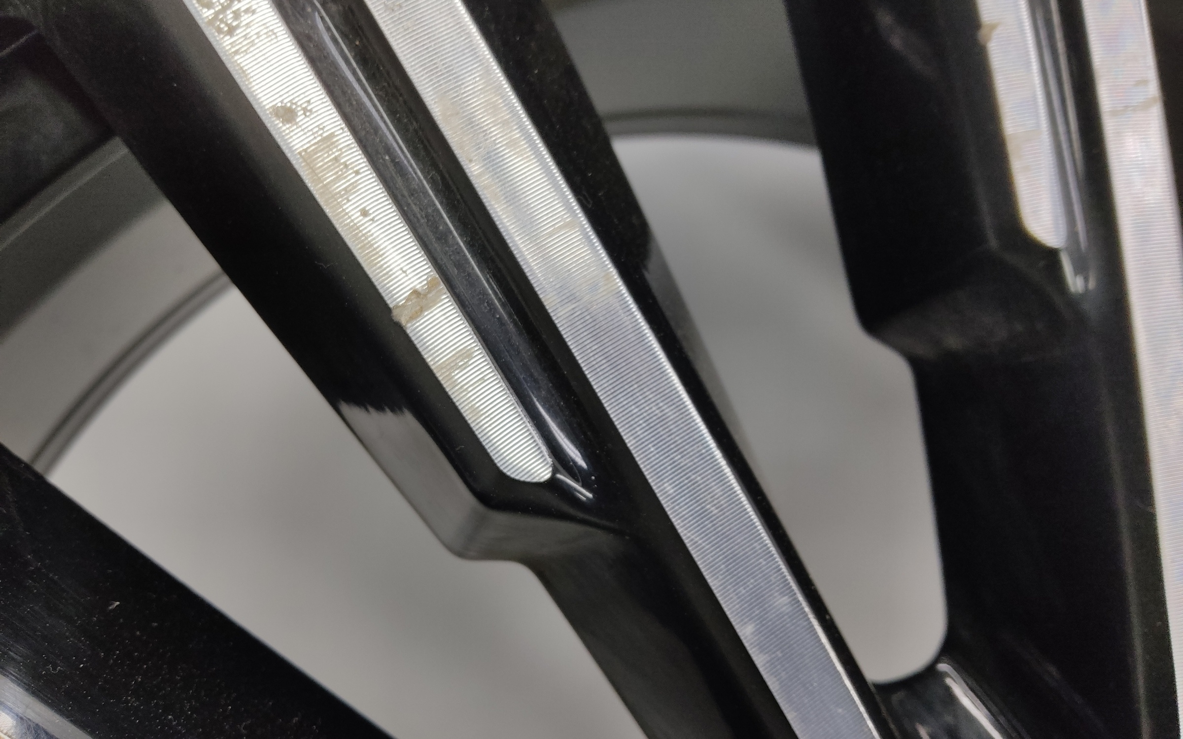 Диск колеса литой Geely Monjaro R20