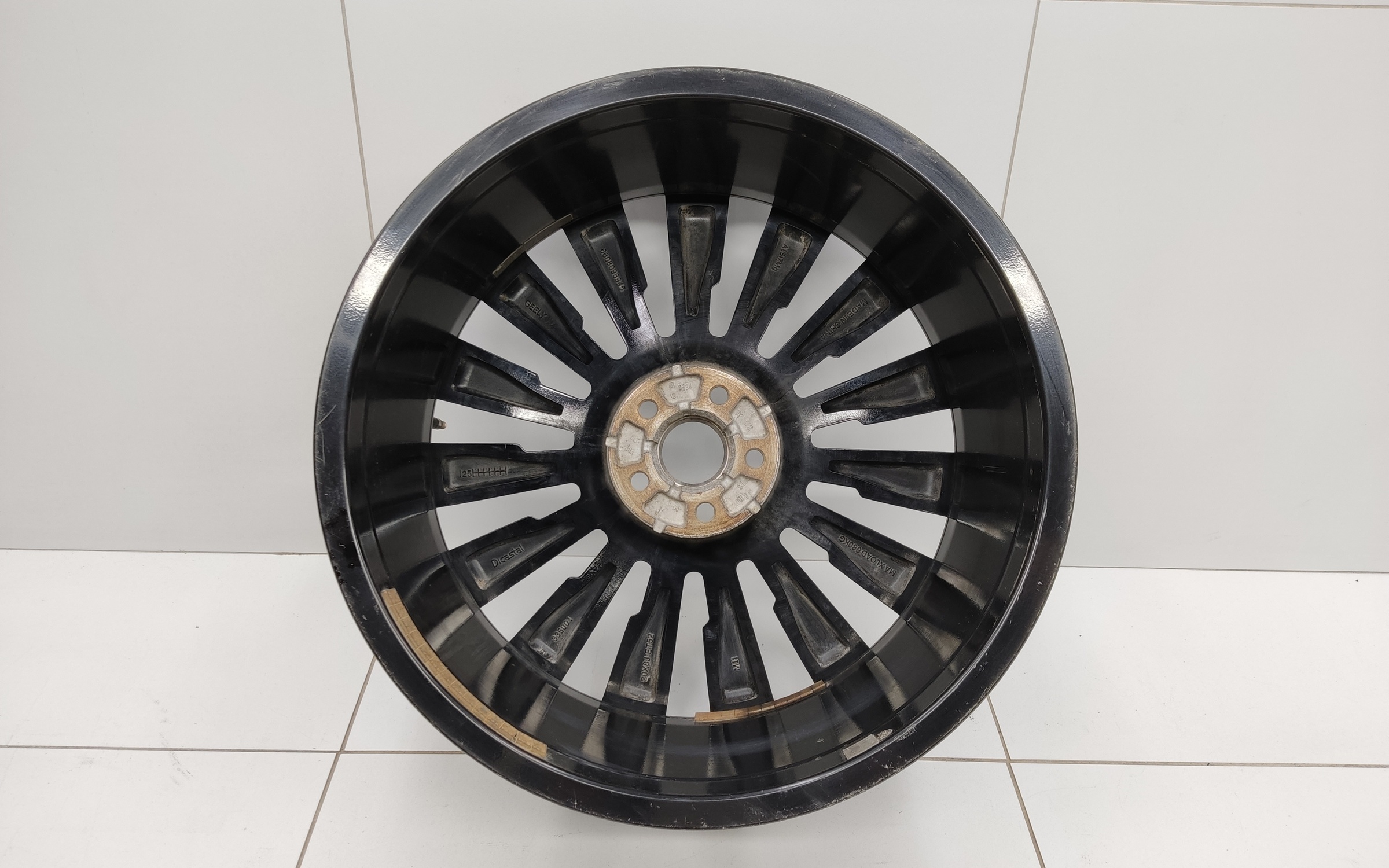 Диск колеса литой Geely Monjaro R20