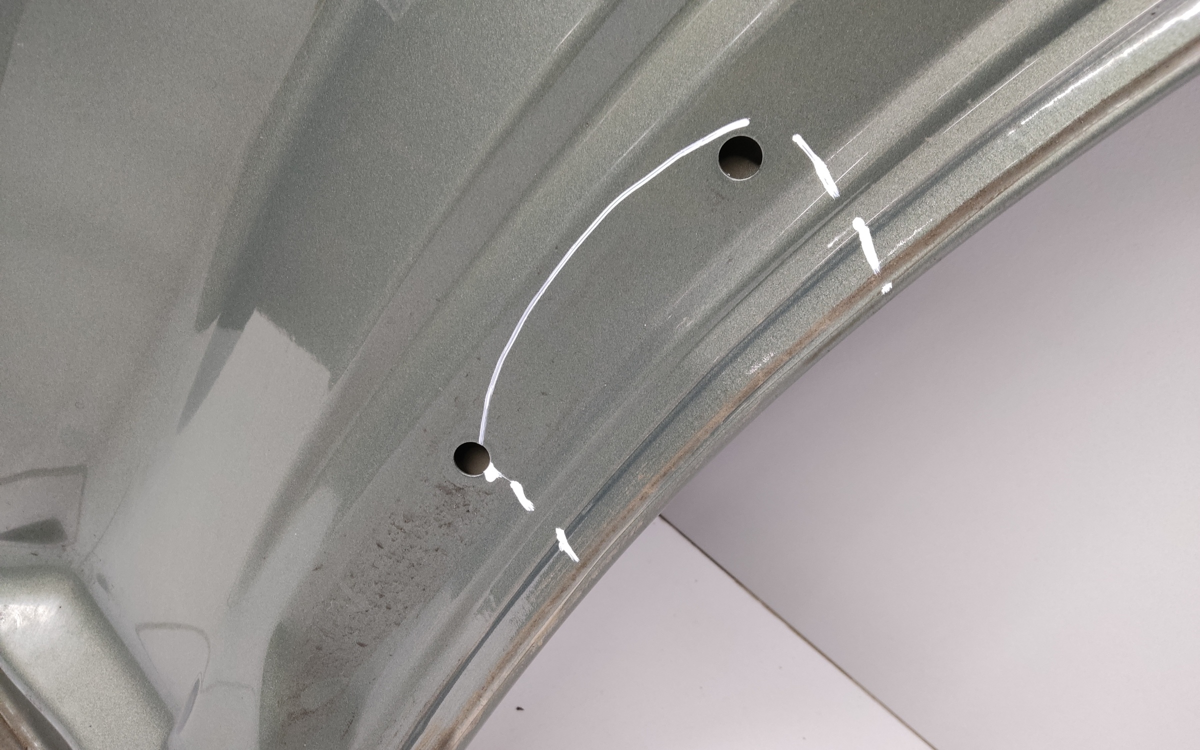 Дверь задняя правая Zeekr 009