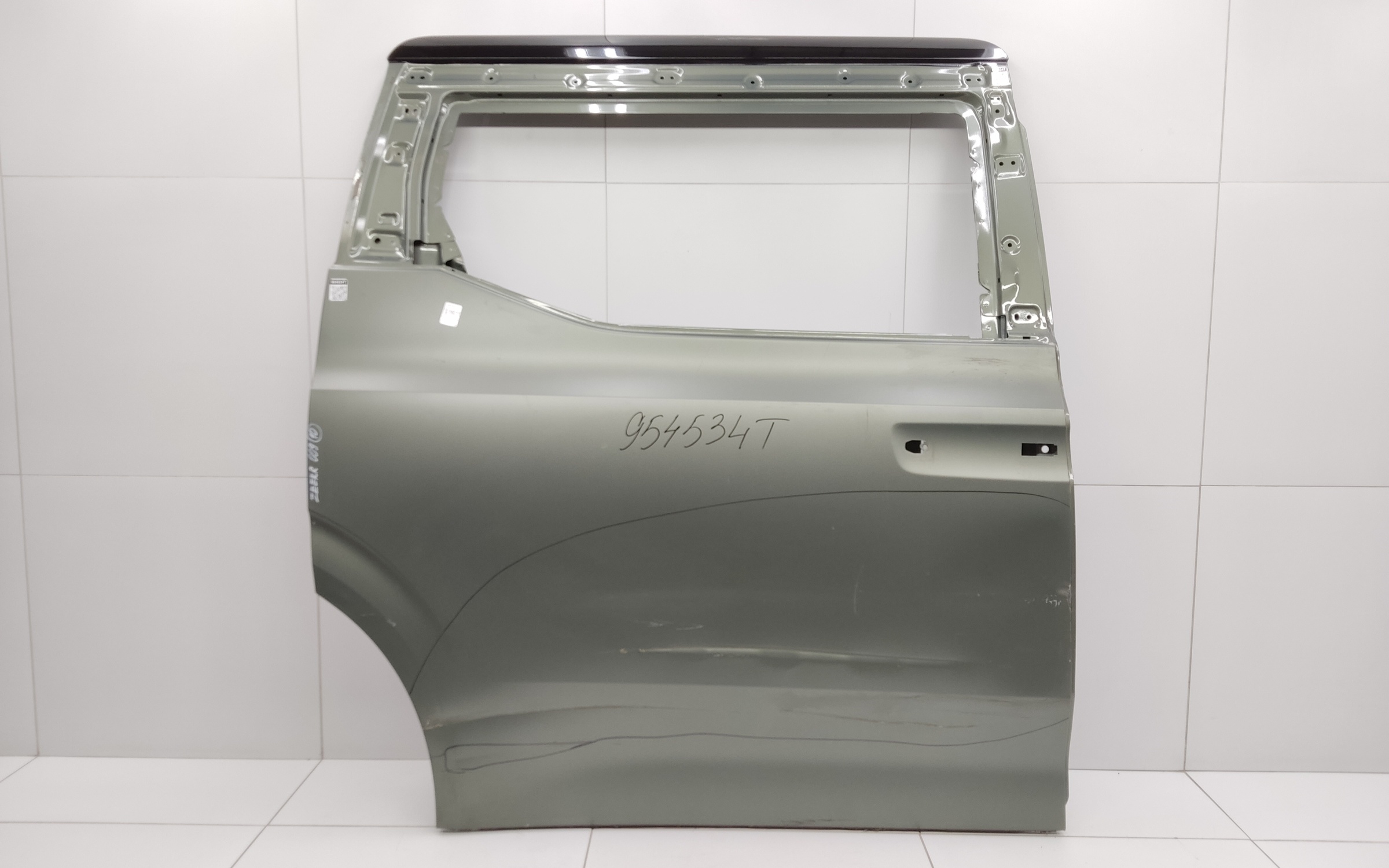 Дверь задняя правая Zeekr 009