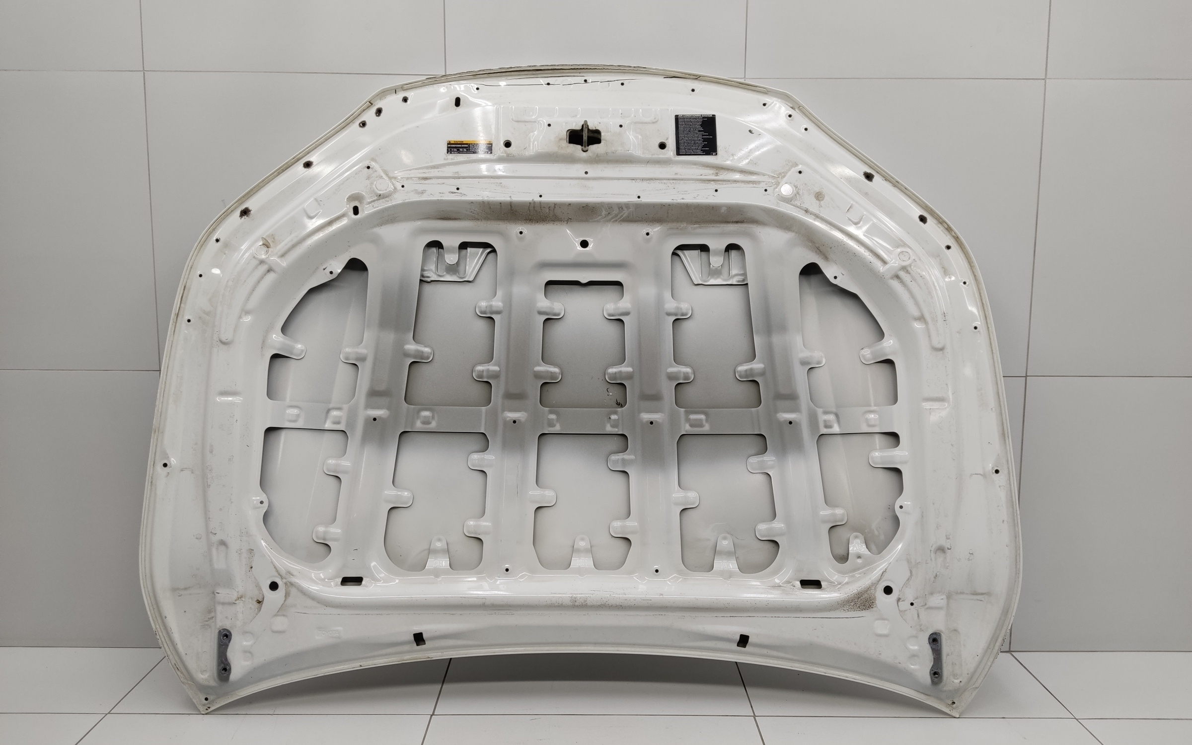 Капот Toyota Fortuner 2