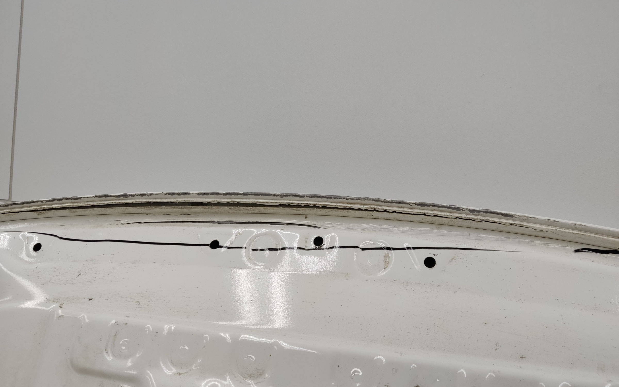 Капот Toyota Fortuner 2