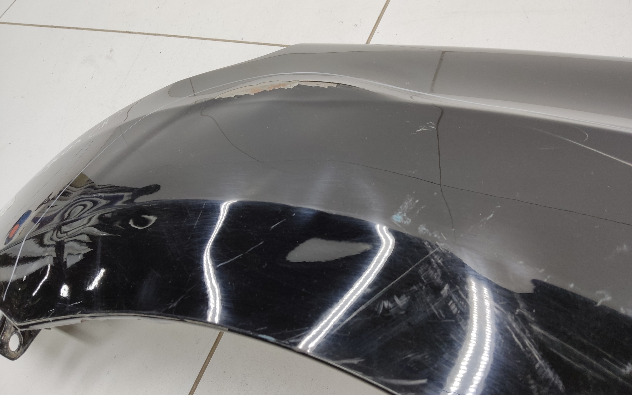 Крыло переднее левое Hyundai Equus 2