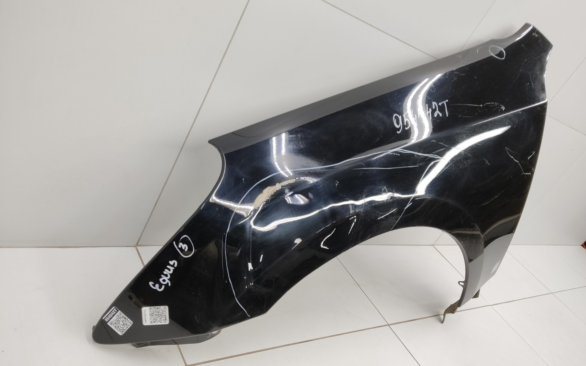 Крыло переднее левое Hyundai Equus 2