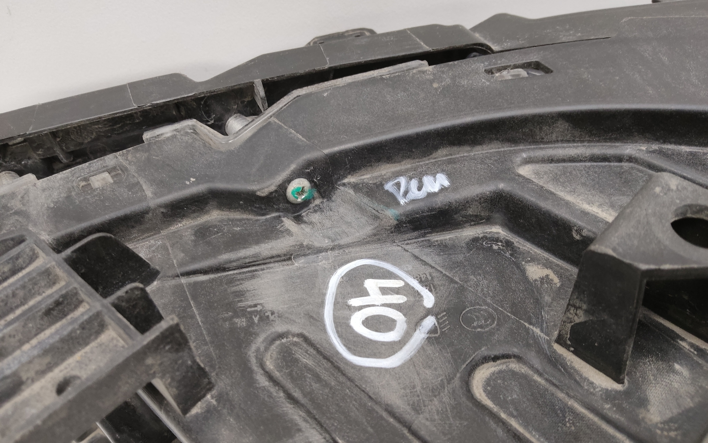 Фара передняя правая Haval H5 2 LED