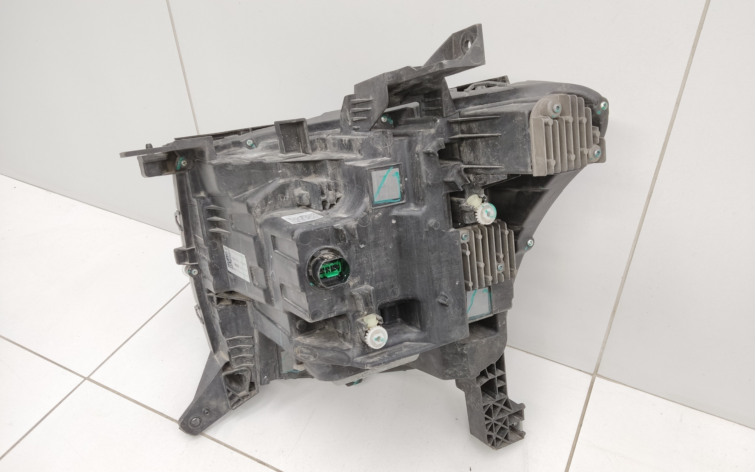 Фара передняя правая Haval H5 2 LED