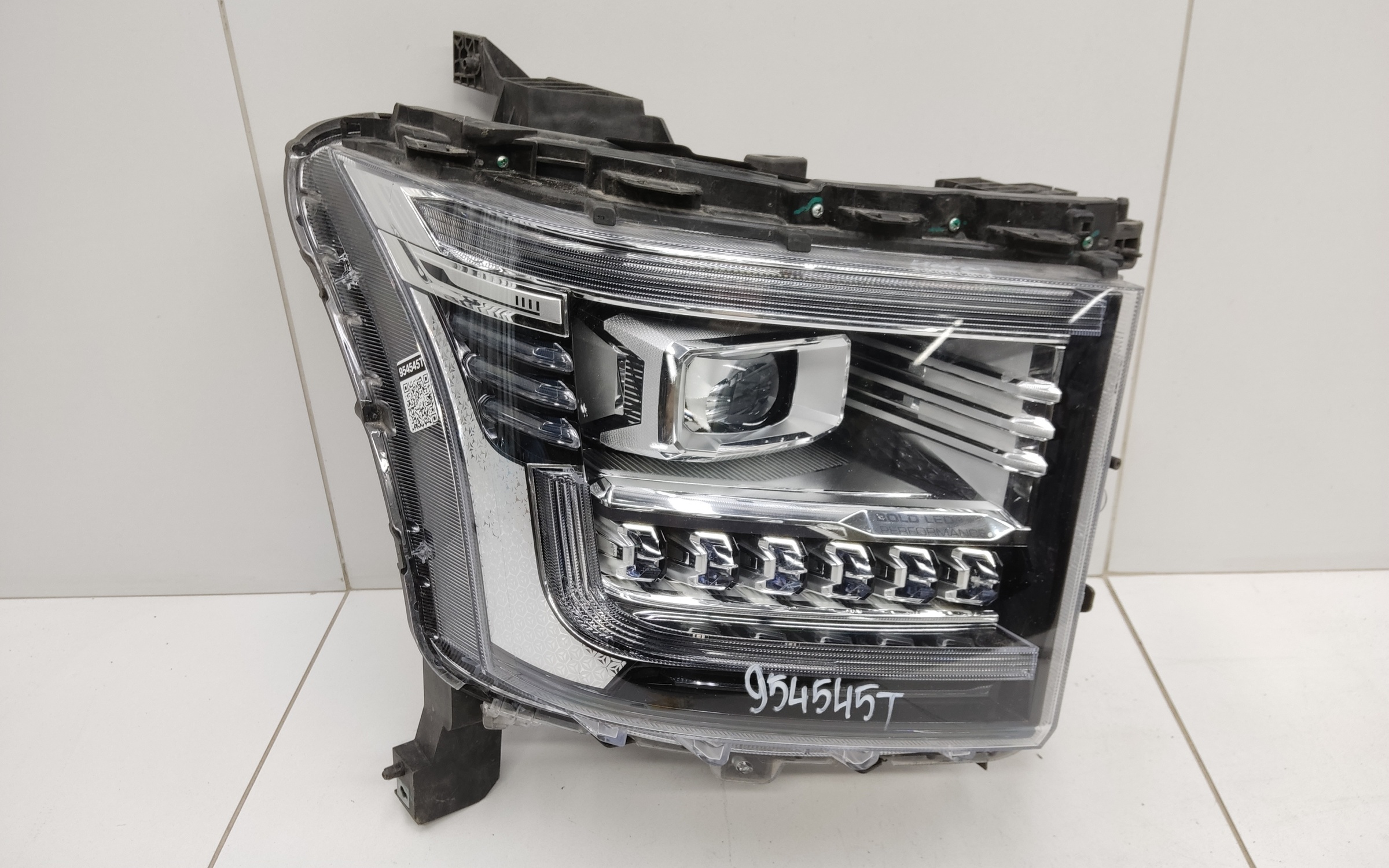 Фара передняя правая Haval H5 2 LED