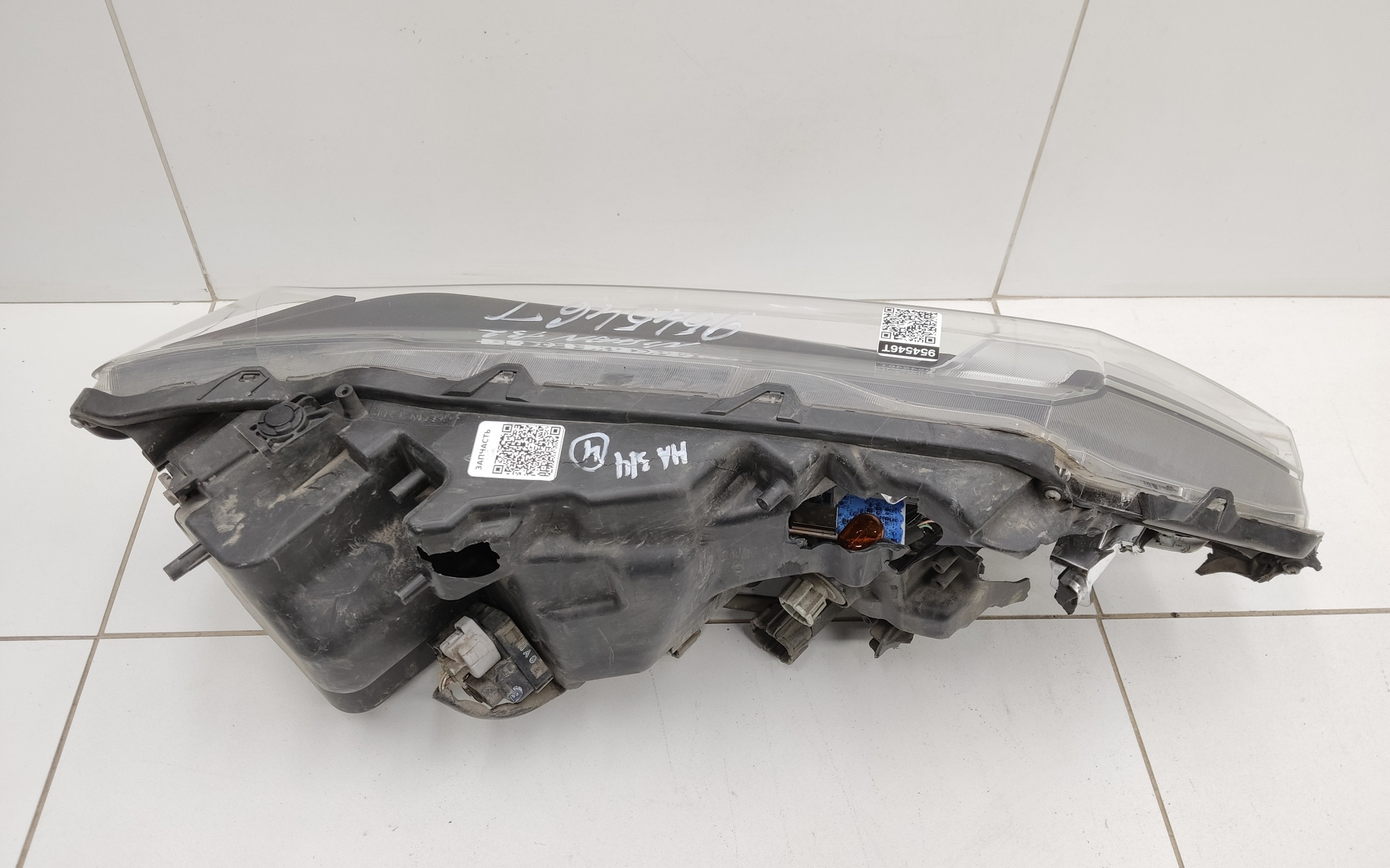 Фара передняя левая Nissan X-Trail T32 Restail LED