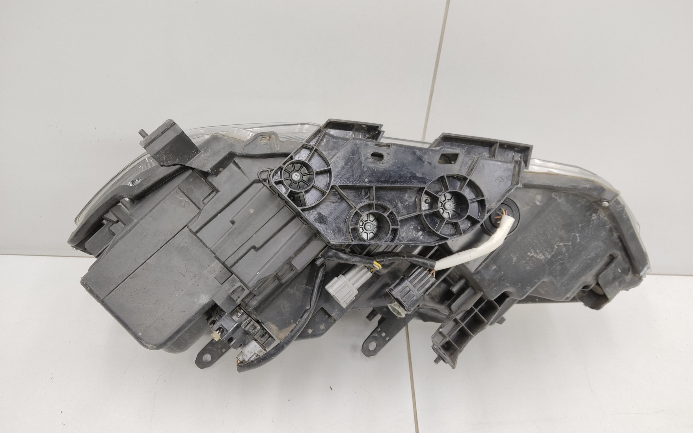 Фара передняя правая Nissan X-Trail T32 Restail LED