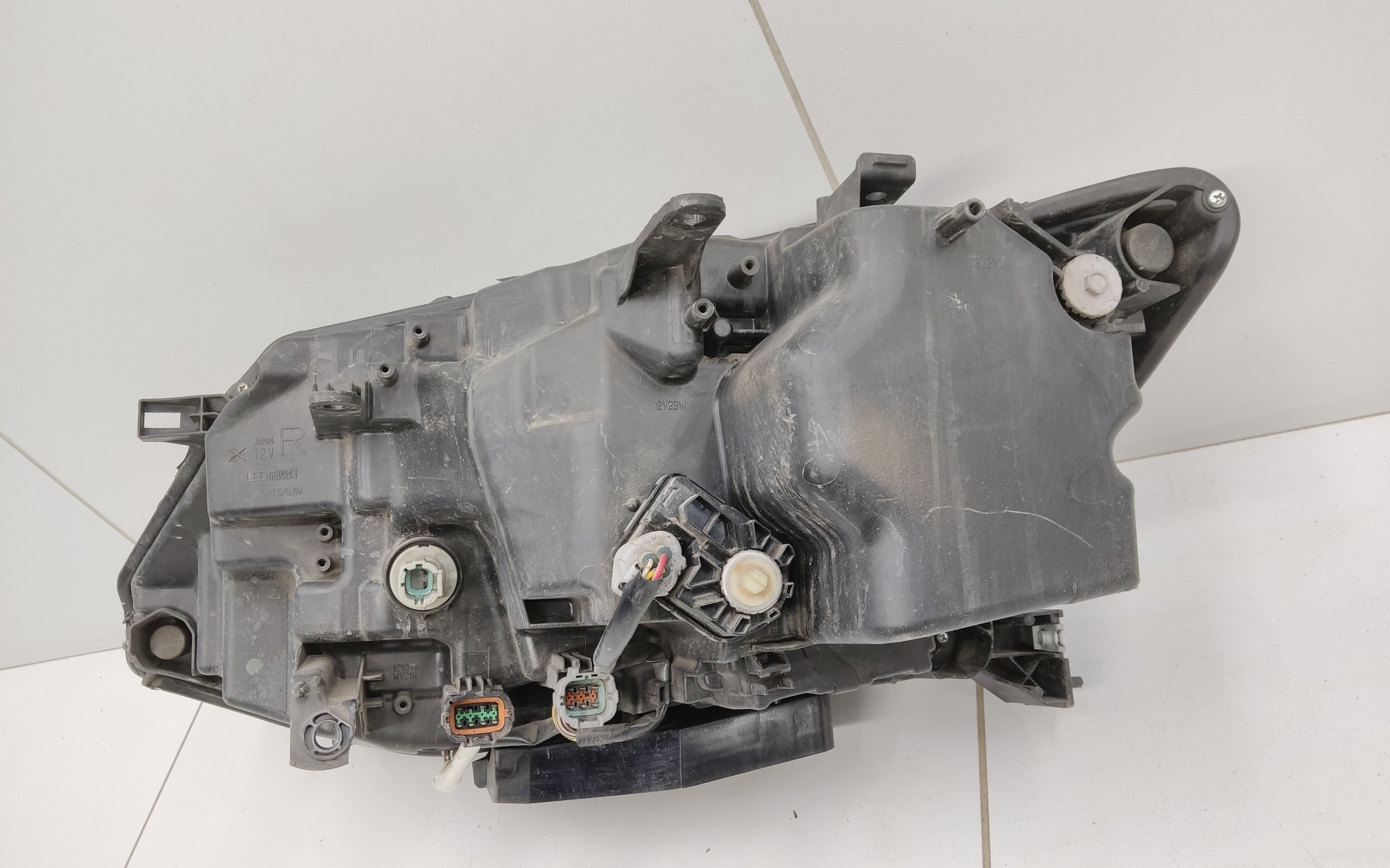 Фара передняя правая Nissan X-Trail T32 Restail LED