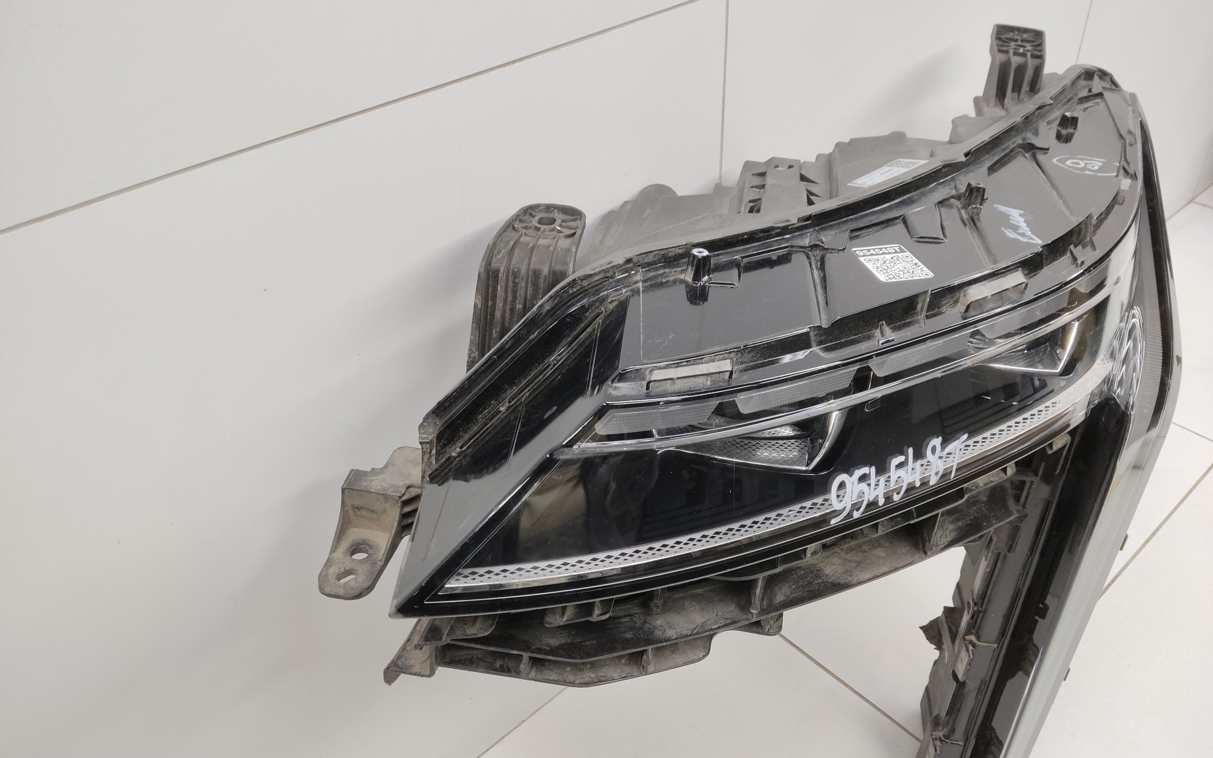 Фара передняя левая Exeed RX LED