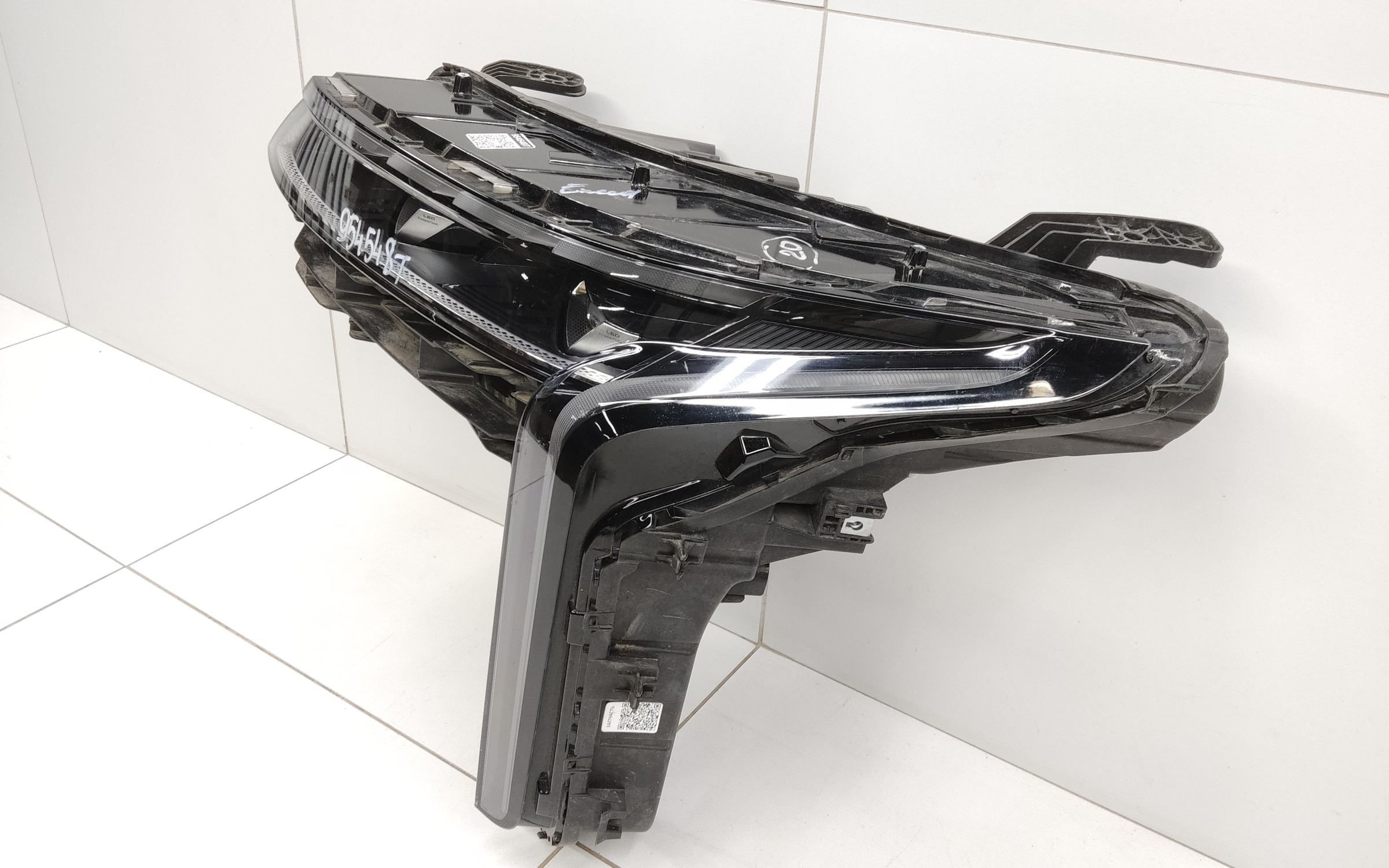 Фара передняя левая Exeed RX LED