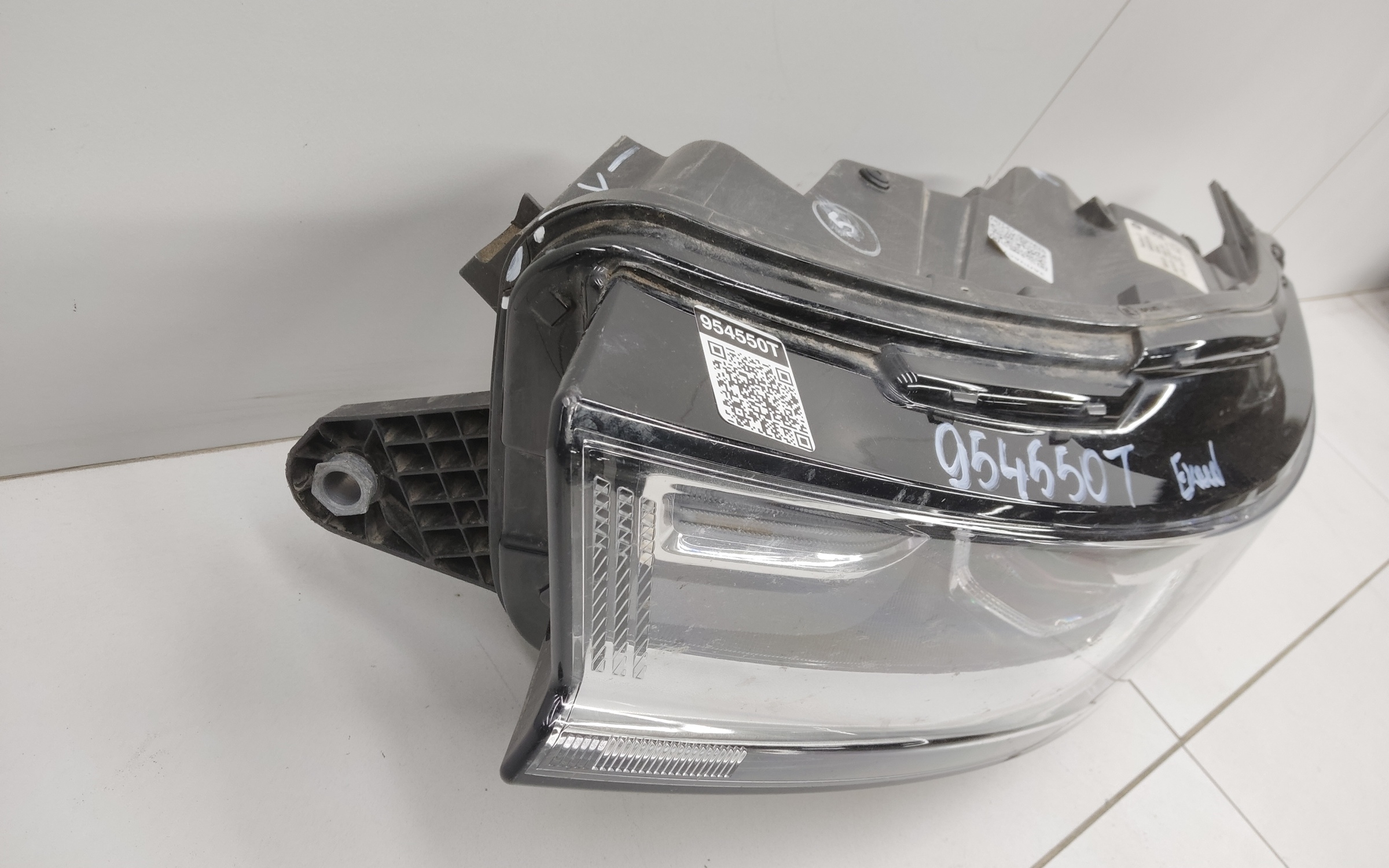 Фара передняя левая Exeed TXL LED