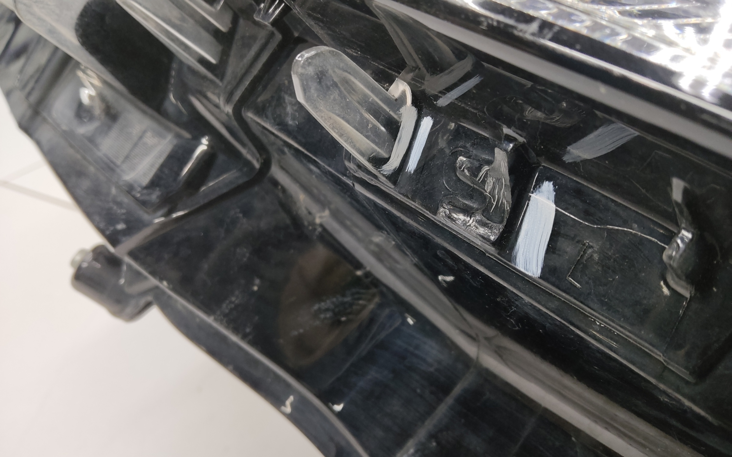 Фара передняя левая Toyota Highlander 4 U70 LED