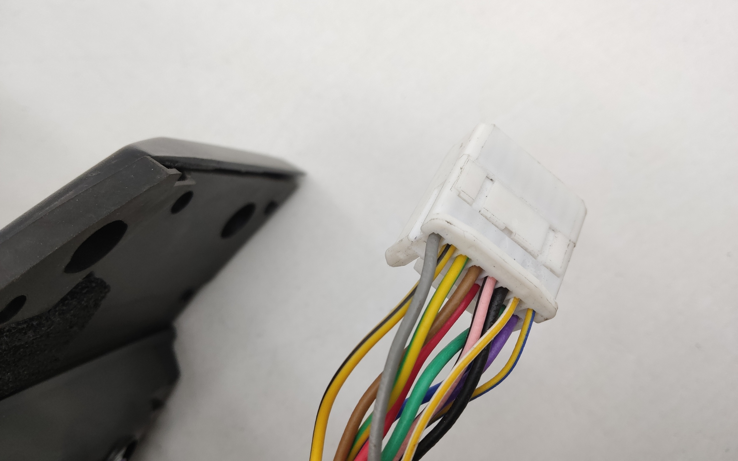 Зеркало левое Geely Coolray 12+1 контактов карбон