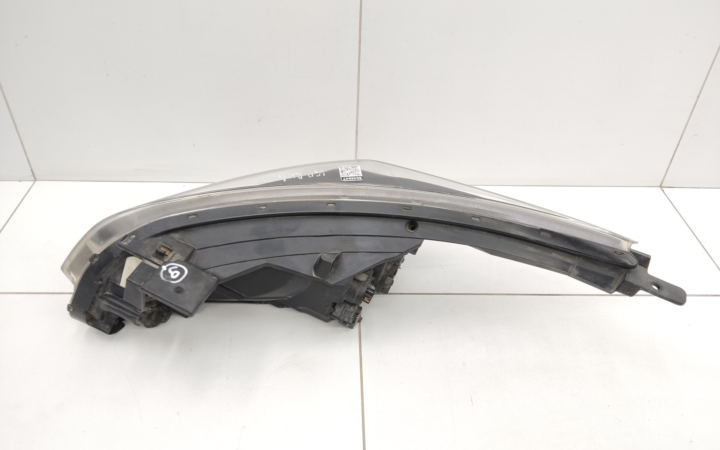 Фара передняя правая Kia Rio 4 галоген