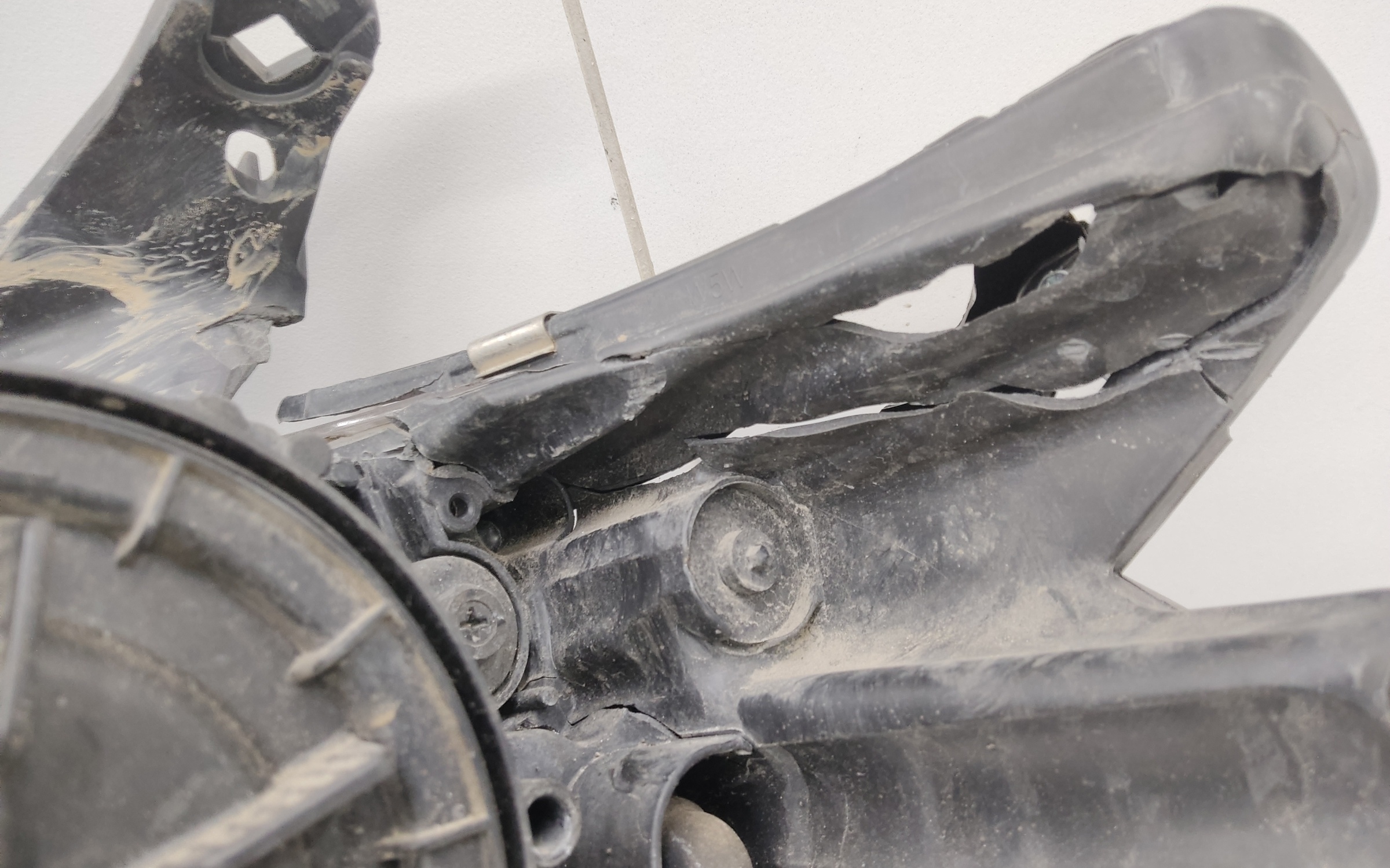 Фара передняя правая Mitsubishi Outlander 3 Restail 2 галоген