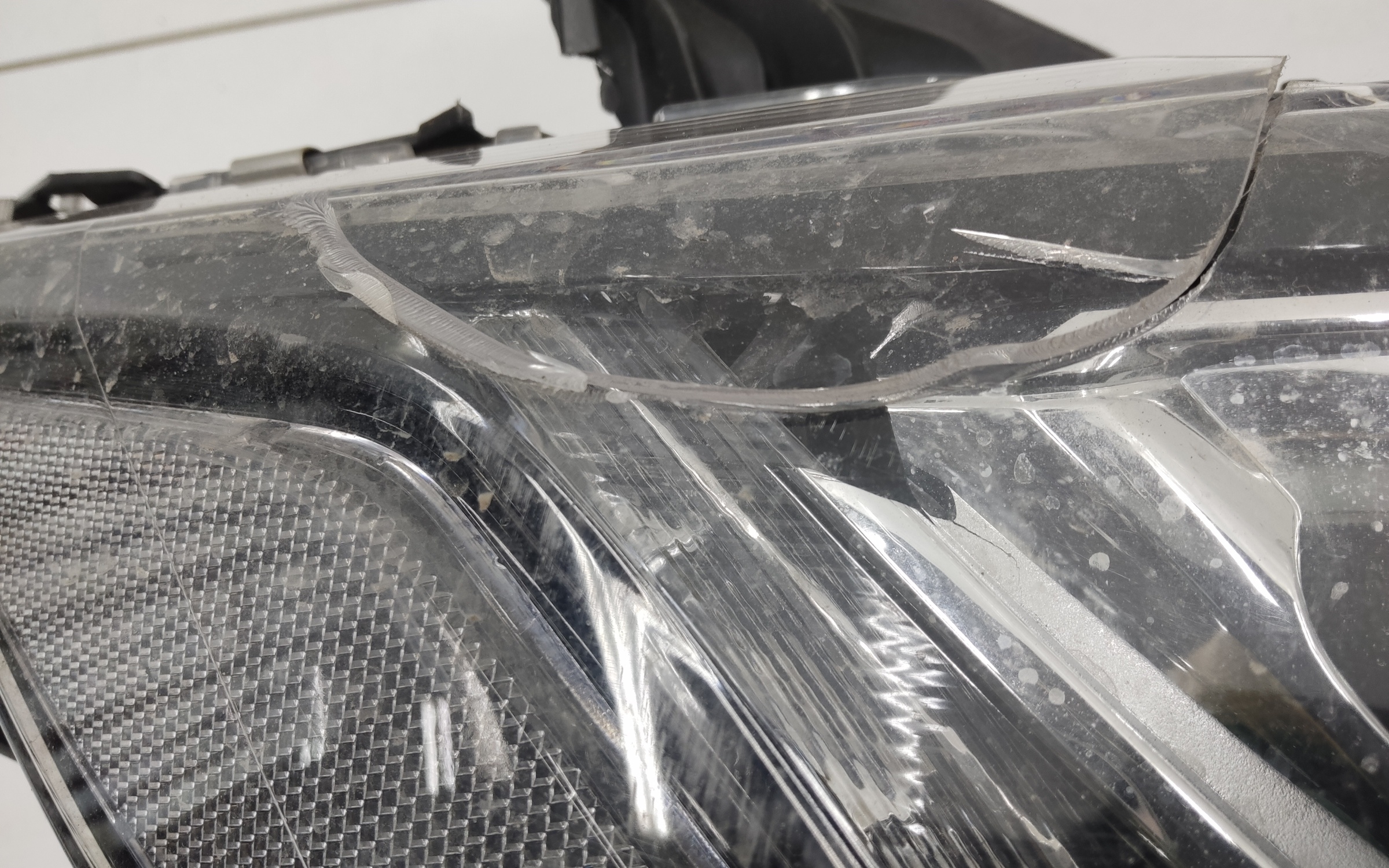 Фара передняя правая Mitsubishi Outlander 3 Restail 2 галоген