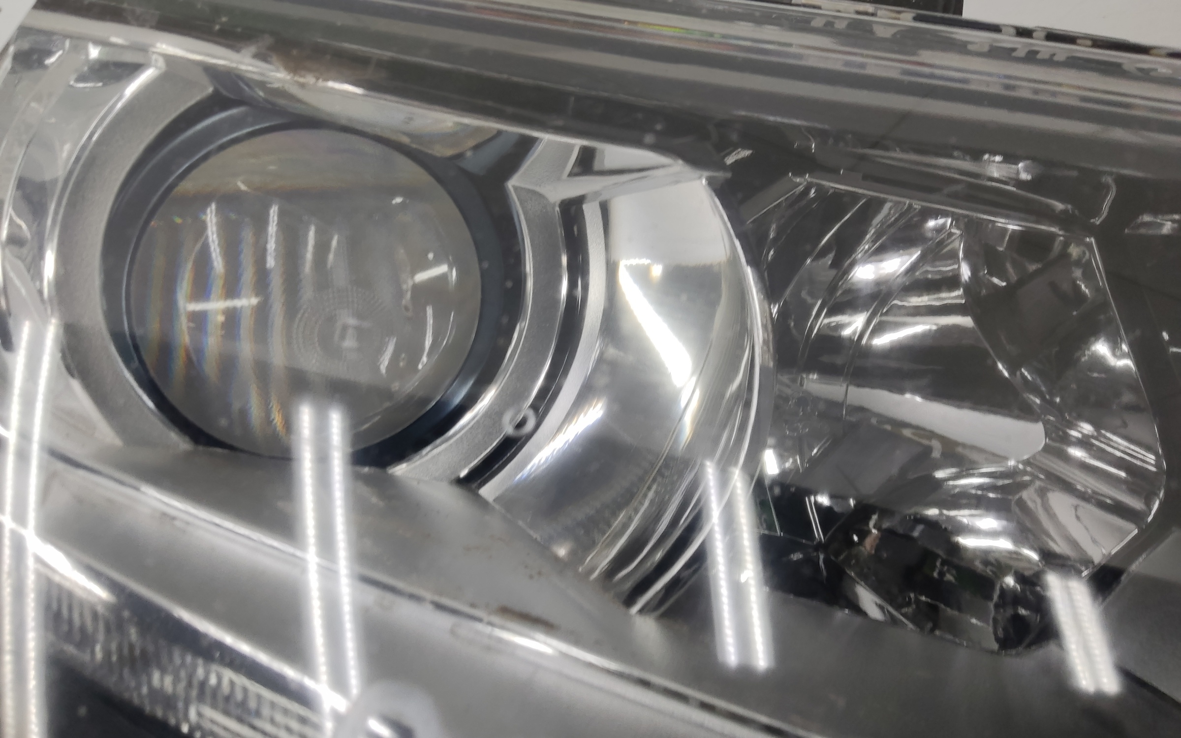 Фара передняя правая Mitsubishi Outlander 3 Restail 2 галоген