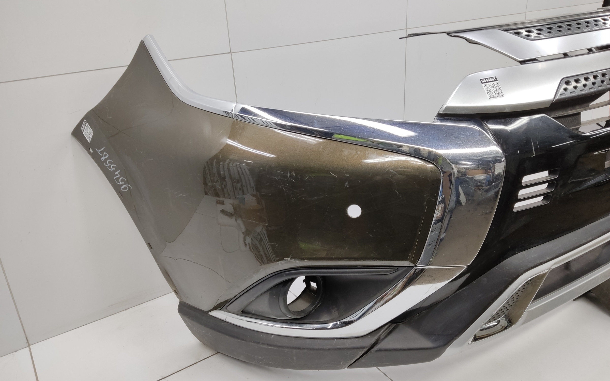 Бампер передний Mitsubishi Outlander 3 Restail 3