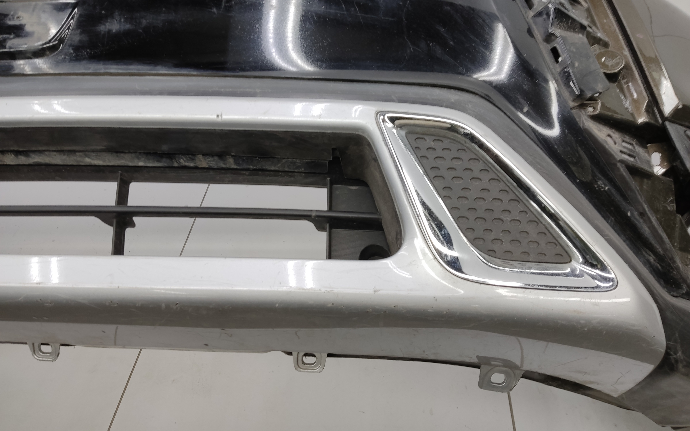 Бампер передний Mitsubishi Outlander 3 Restail 3