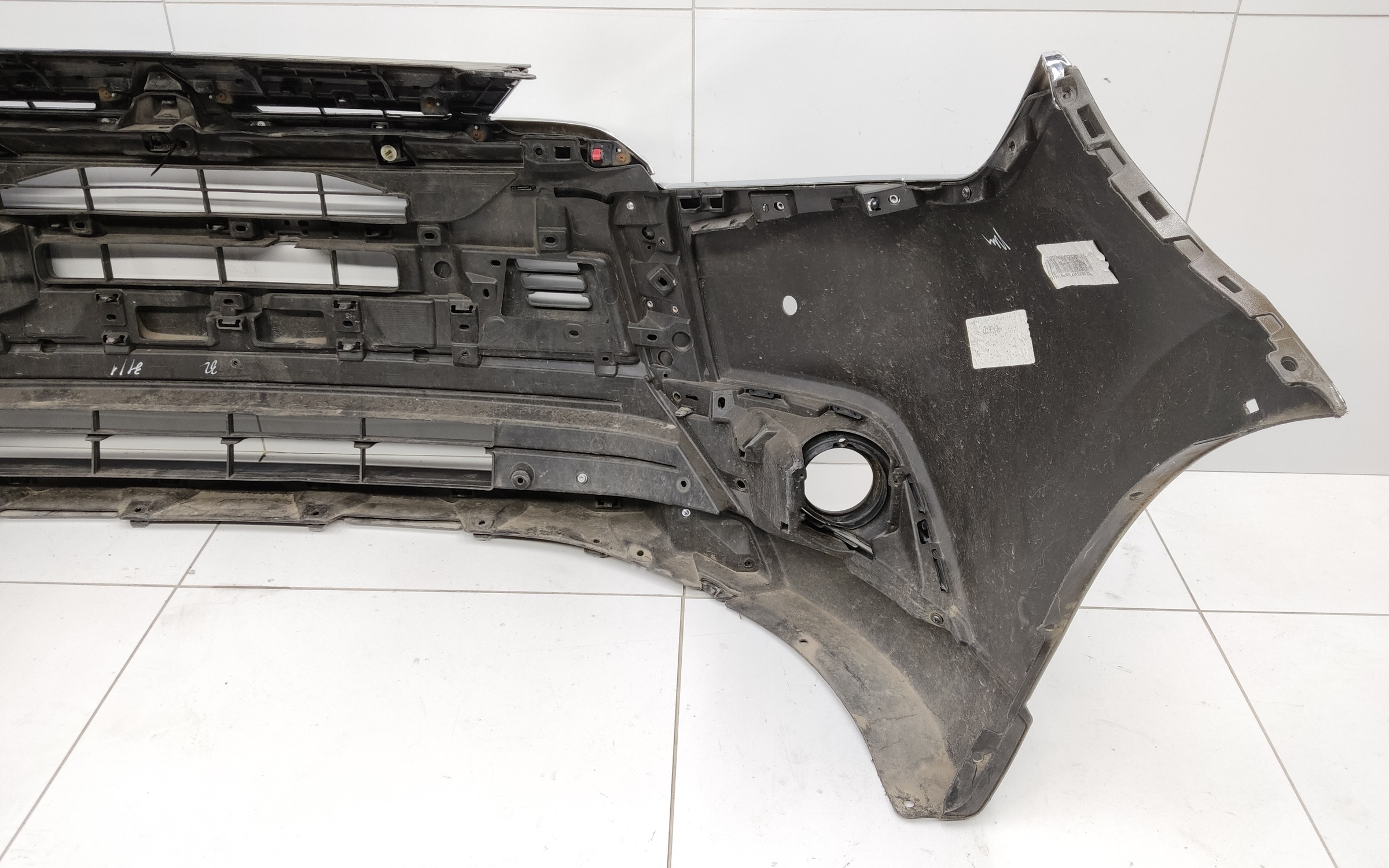 Бампер передний Mitsubishi Outlander 3 Restail 3