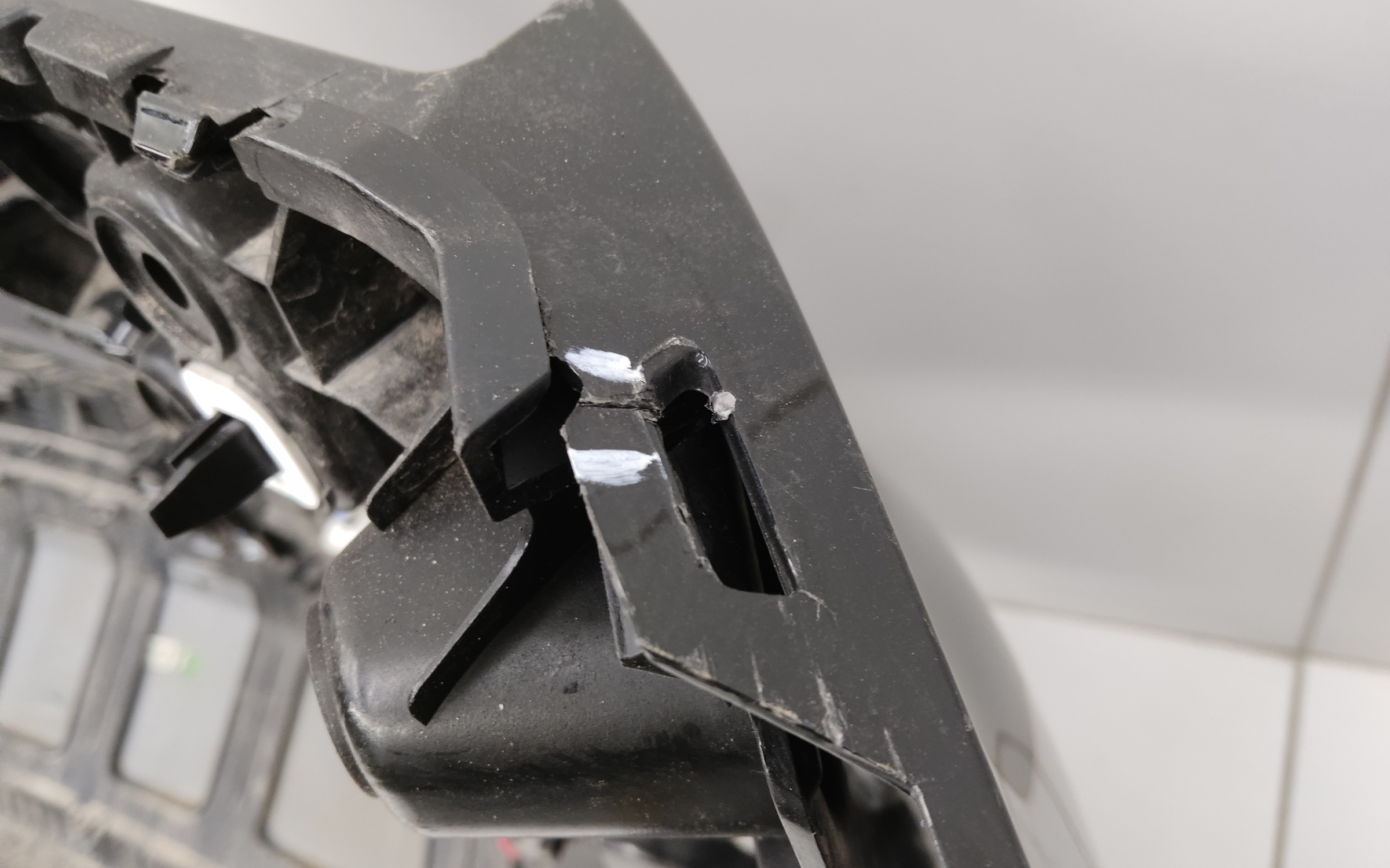 Бампер задний Geely Atlas 2