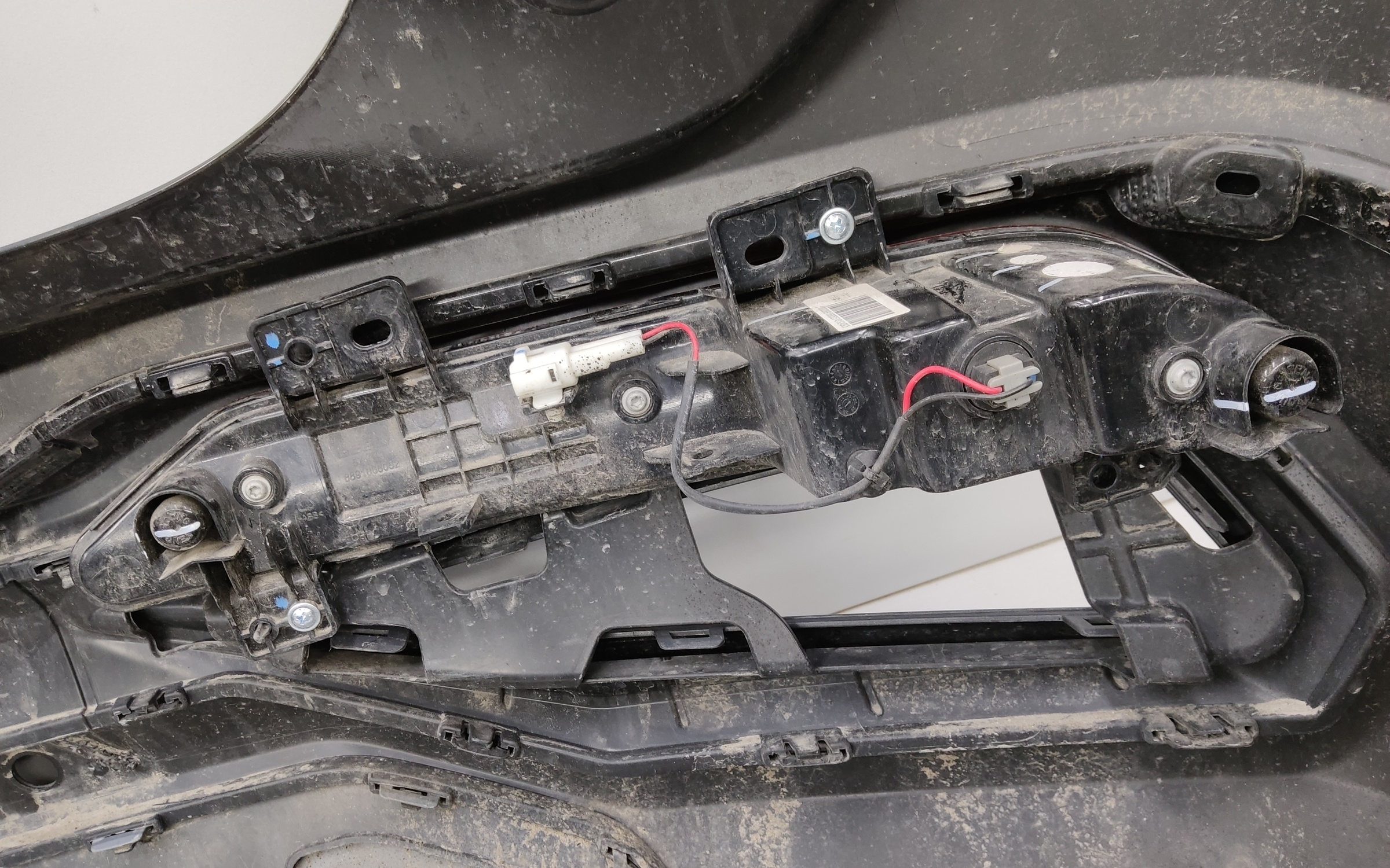 Бампер задний Geely Atlas 2