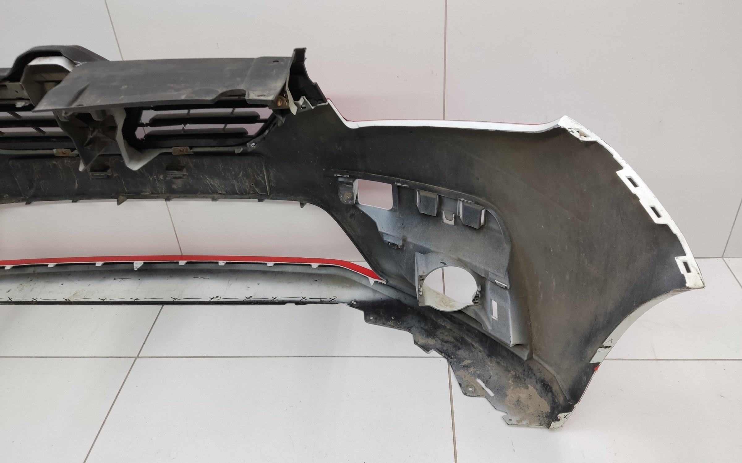 Бампер передний Renault Logan 2 Restail