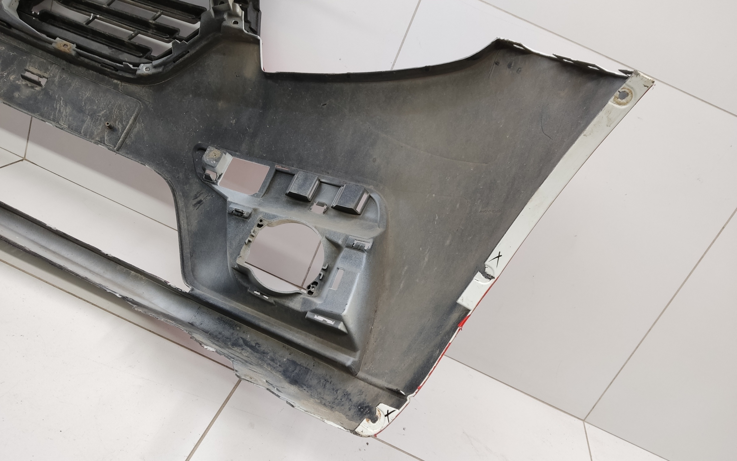 Бампер передний Renault Logan 2 Restail