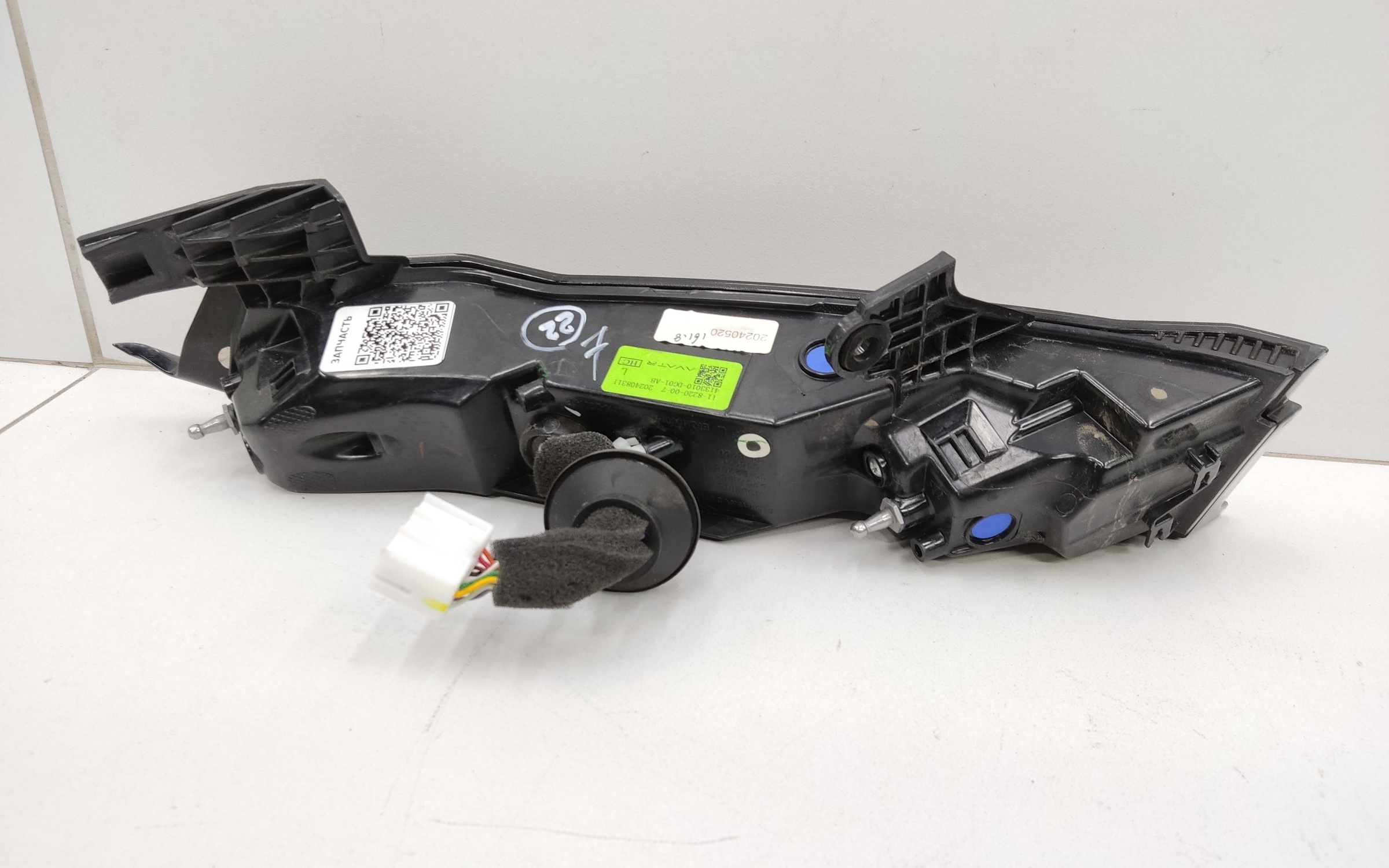 Фонарь задний левый наружный Avatr 11 Restail LED