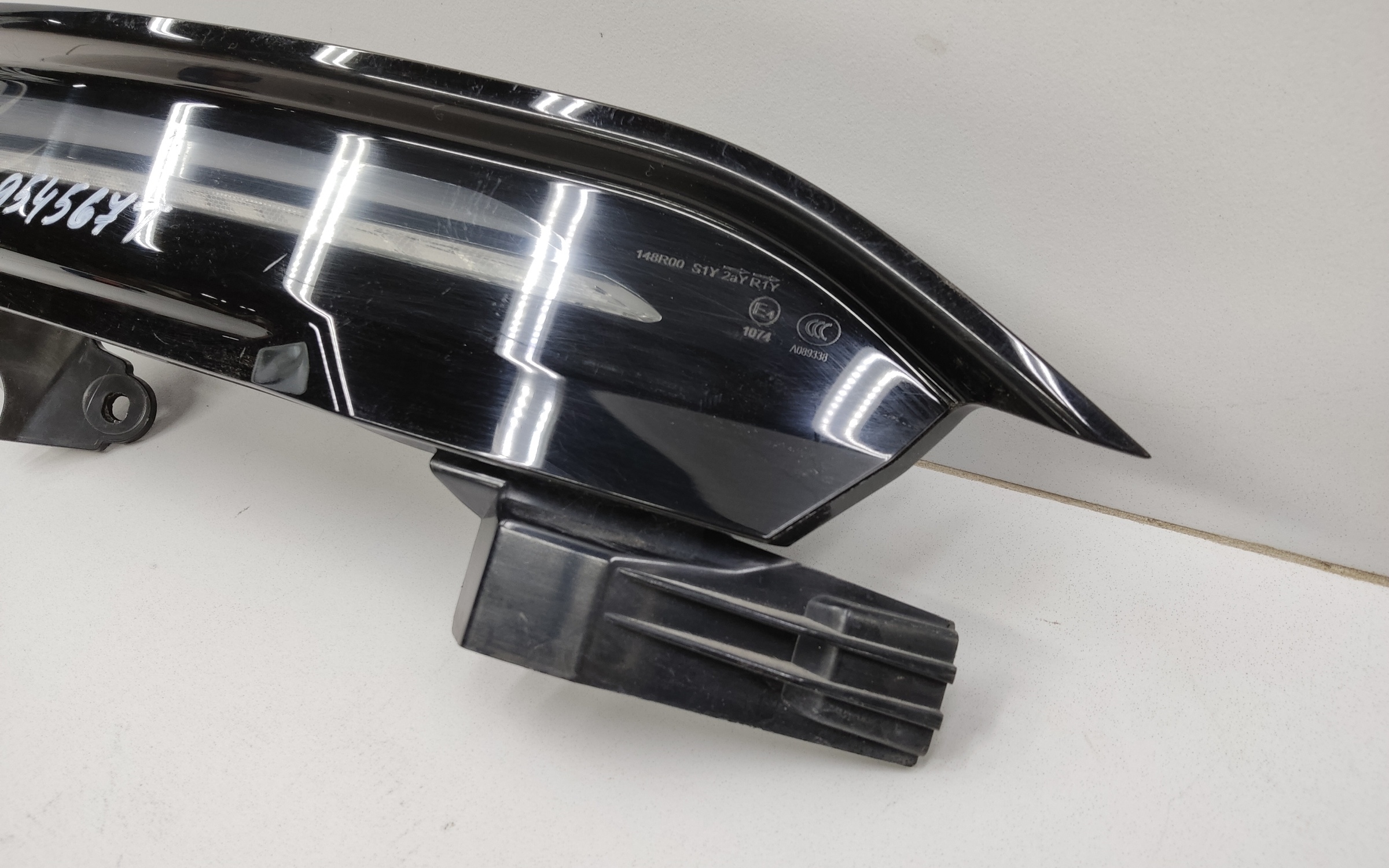 Фонарь задний правый наружный Avatr 11 Restail LED