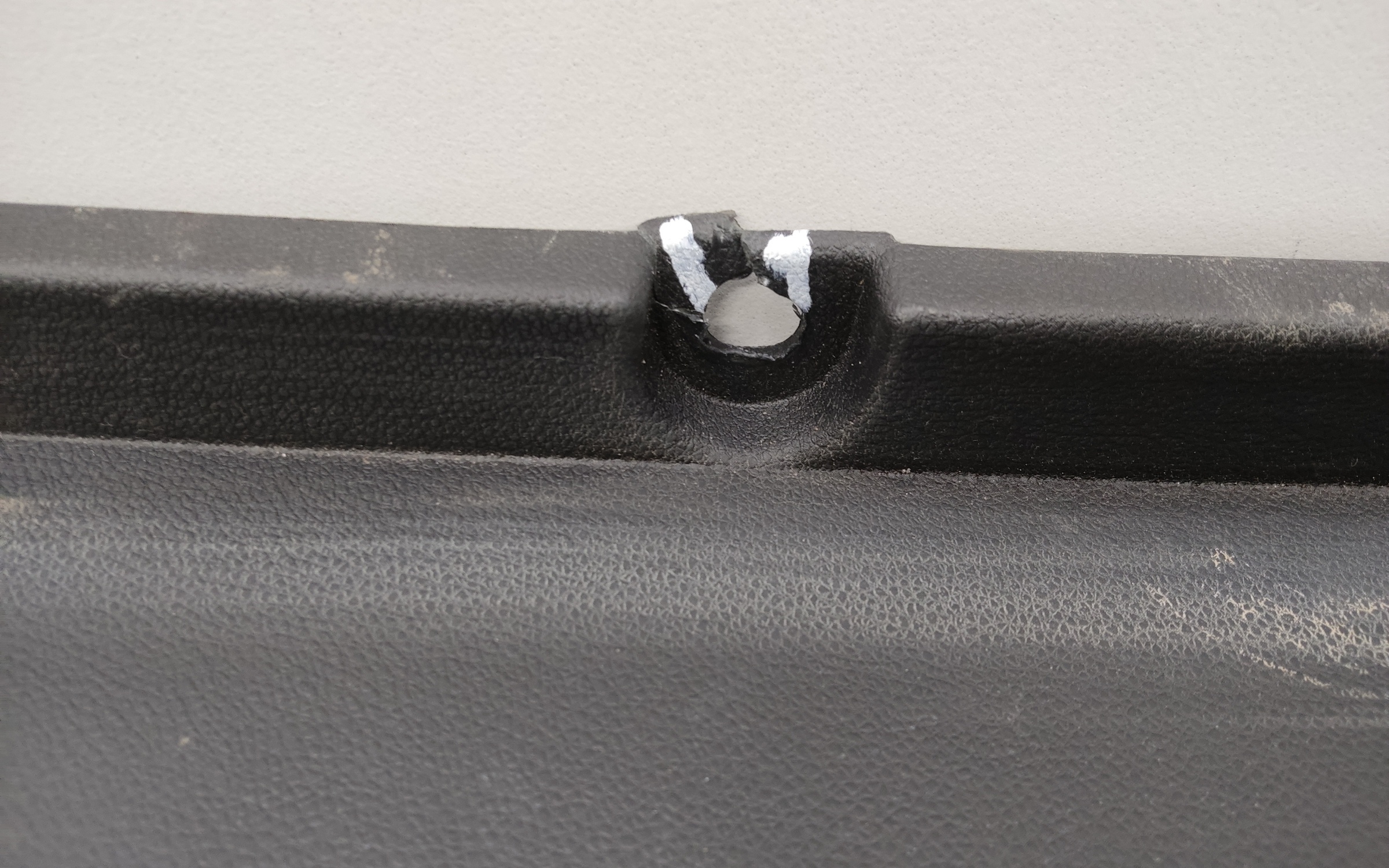 Накладка задней панели Avatr 11 Restail