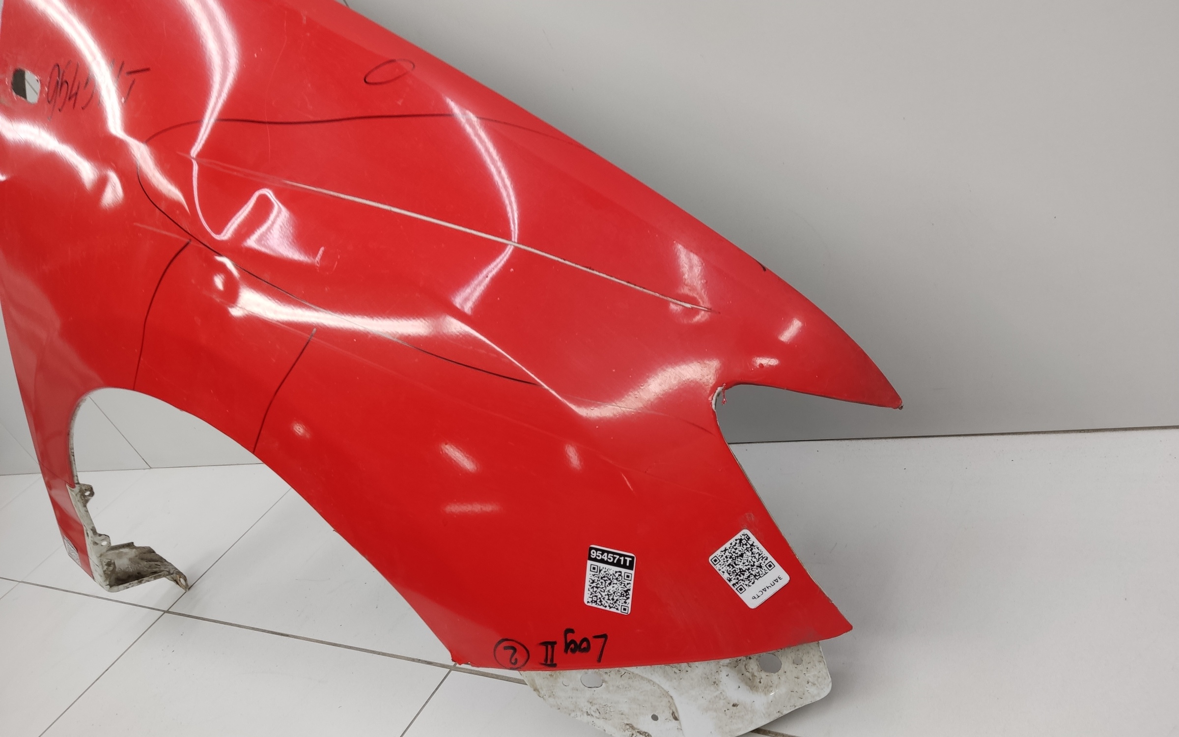 Крыло переднее правое Renault Logan 2 под повторитель